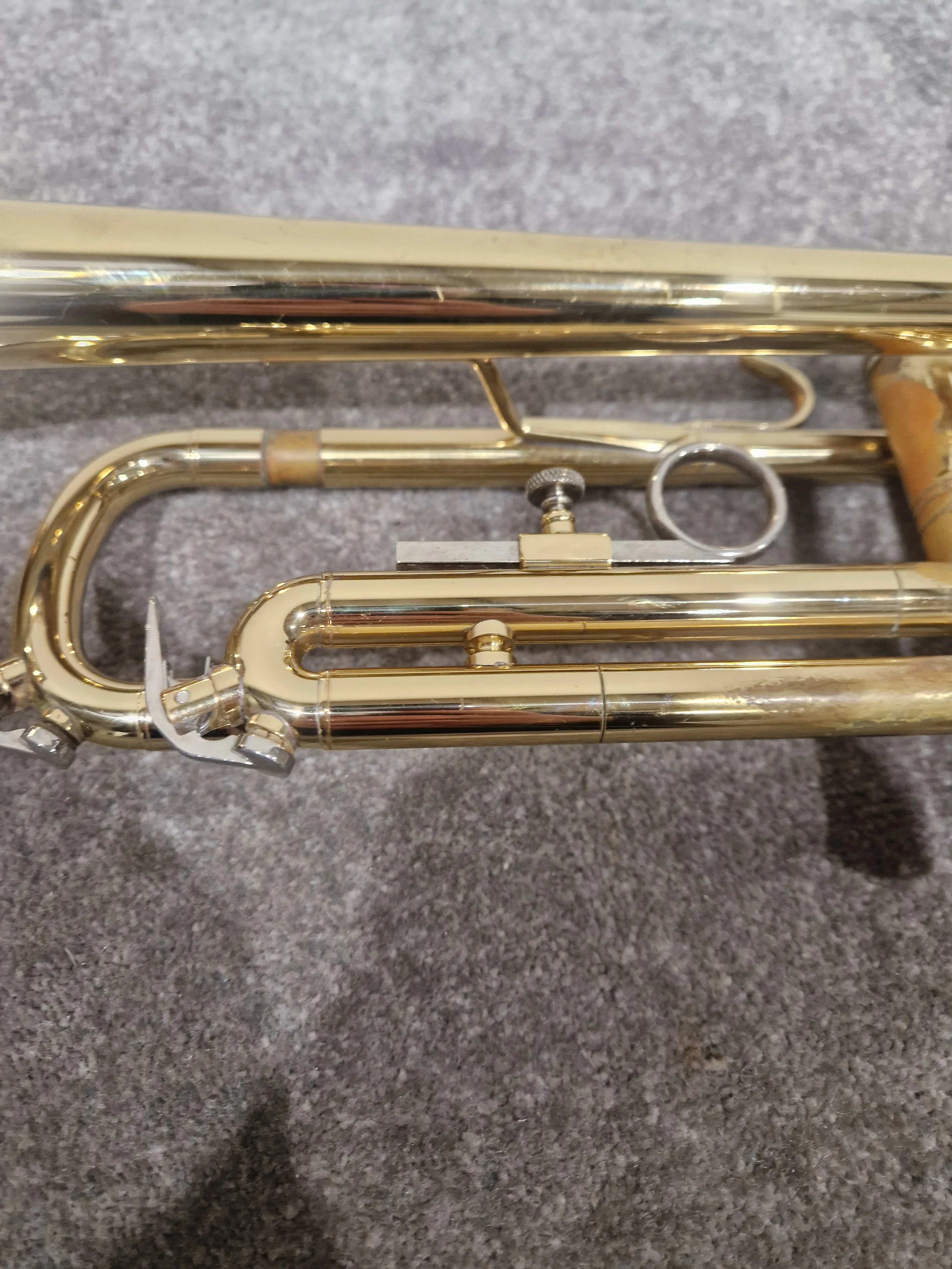 Elkhart Series 2 Vintage Brass Trumpet - Well-Preserved Craftsmanship - Good w/ Hard Case - Image 6