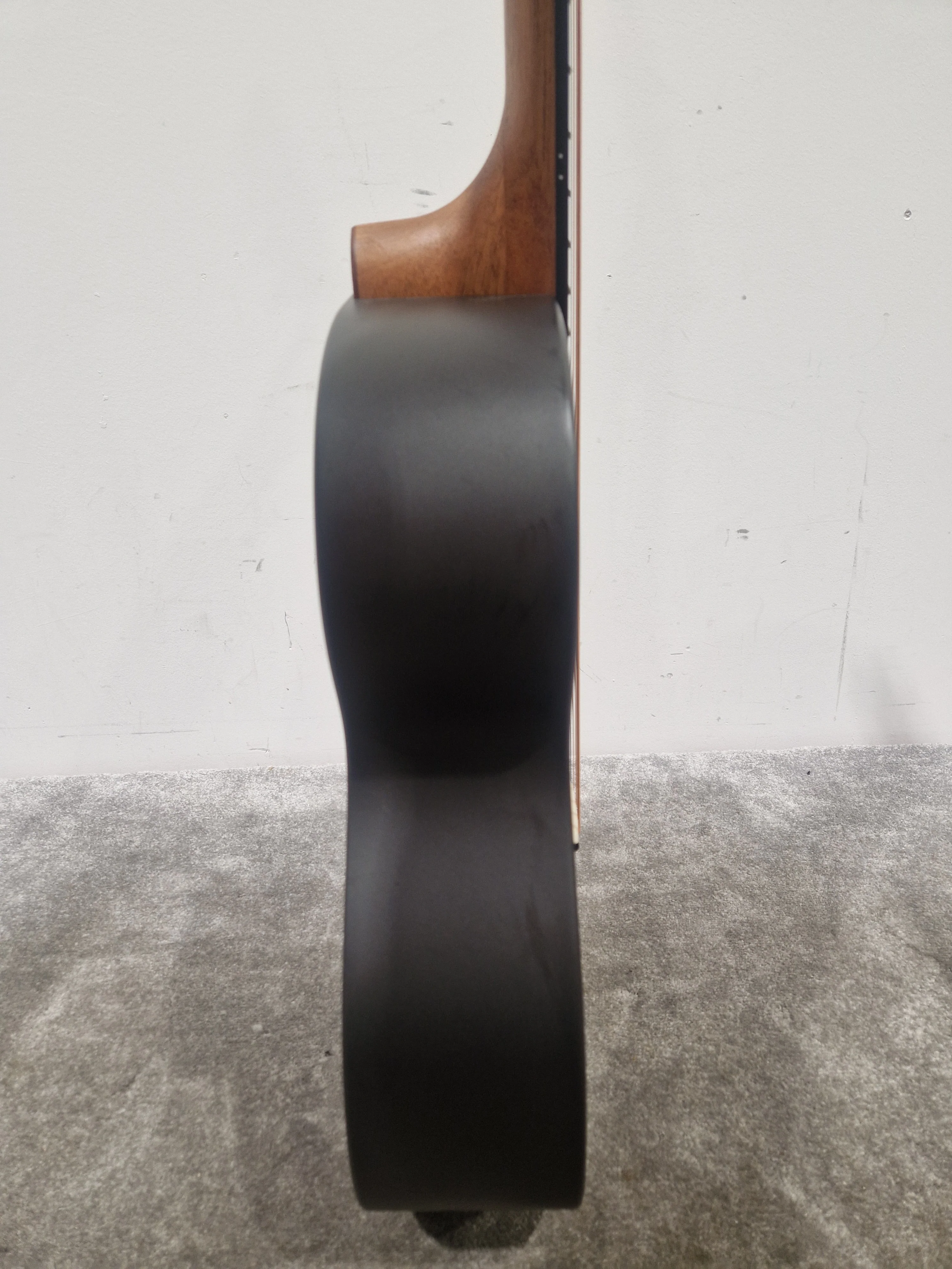 Enya EA-XO-BLK Black Acoustic Guitar - Premium Sound Quality - Excellent w/ Soft Case - Image 9