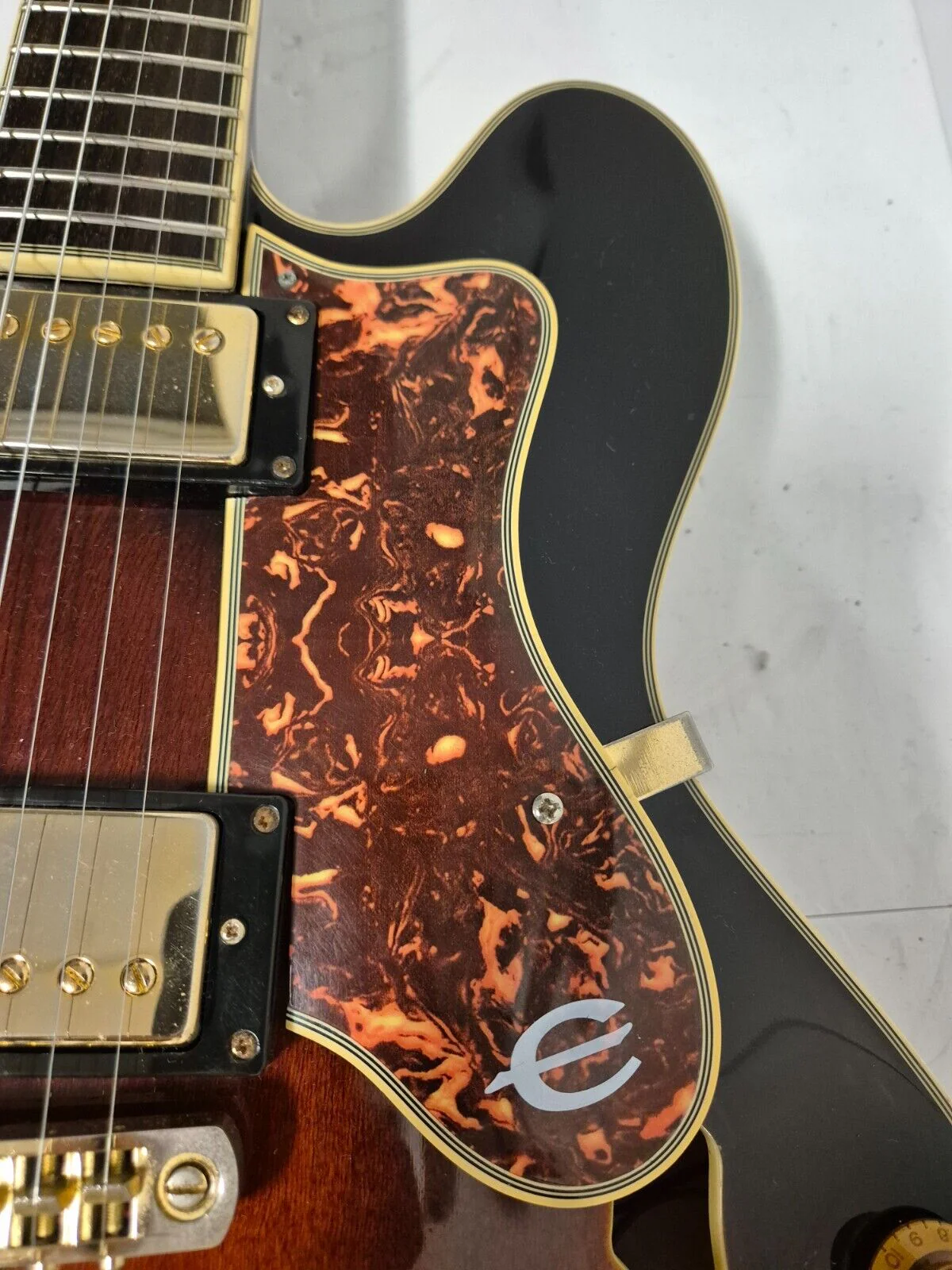 Epiphone 1989 Sheraton Electric Guitar + Hard Case - Professionally setup - Image 11