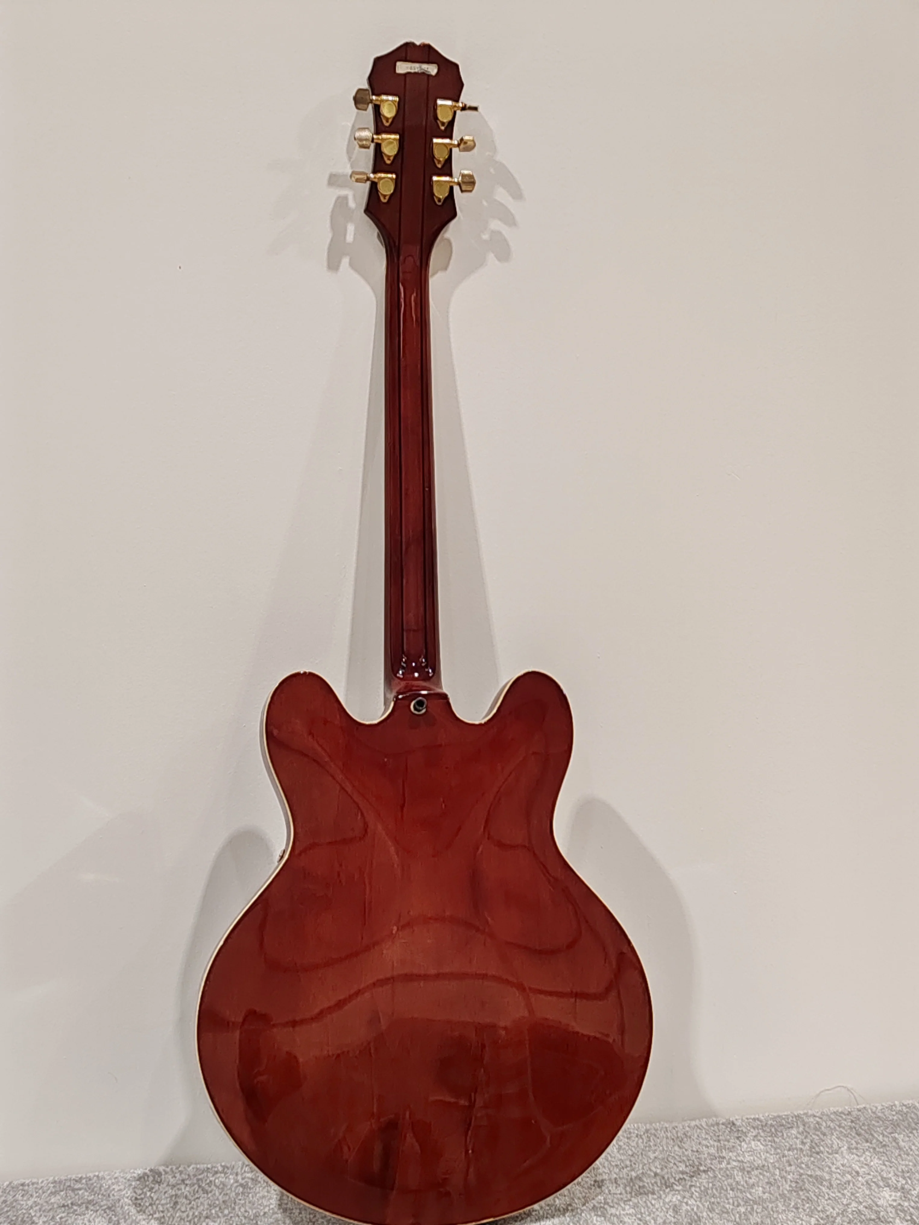Epiphone 1989 Sheraton Electric Guitar + Hard Case - Professionally setup - Image 4