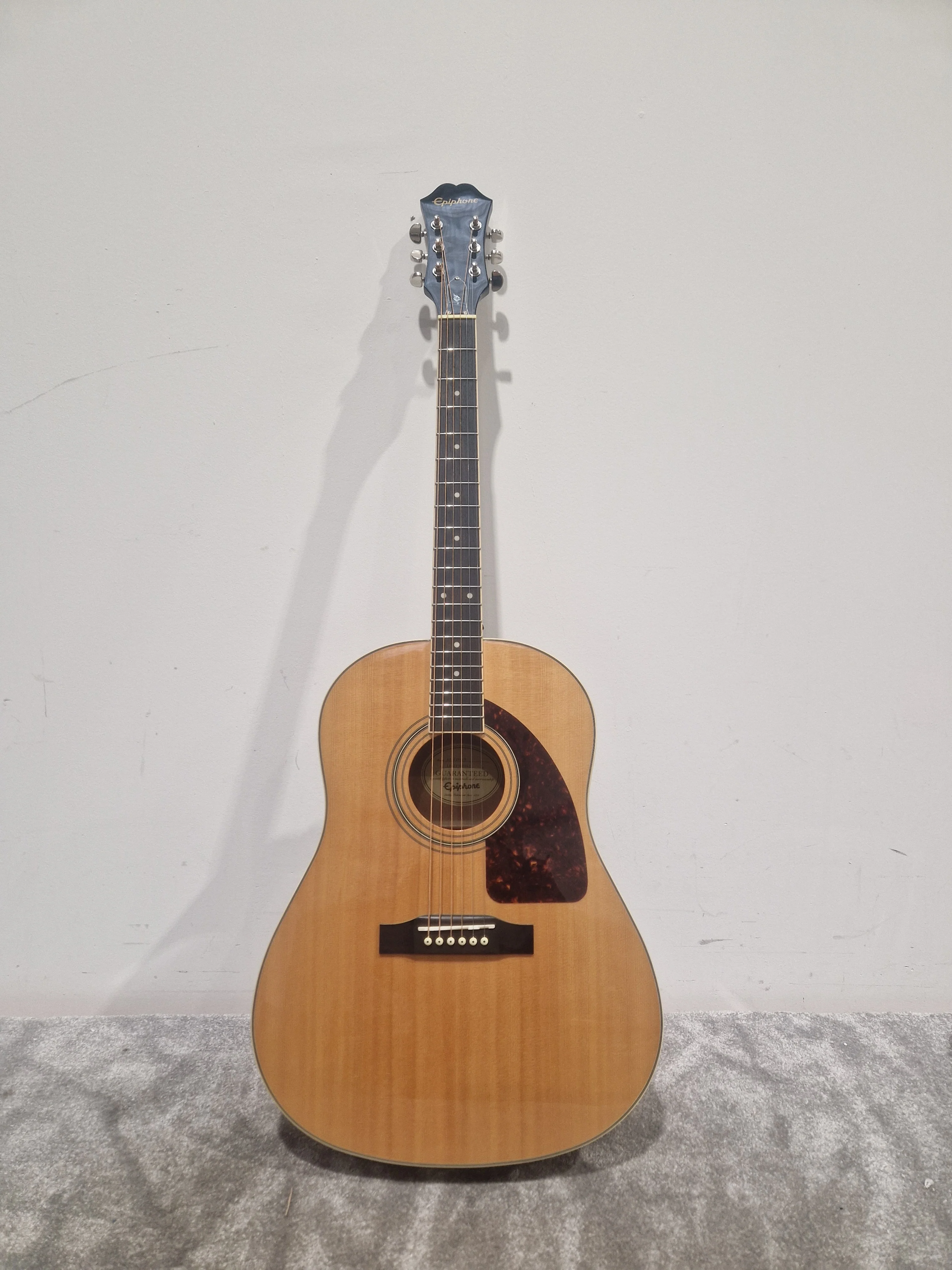 Epiphone AJ-220S - Solid Spruce Top Acoustic - Very Good - Image 2