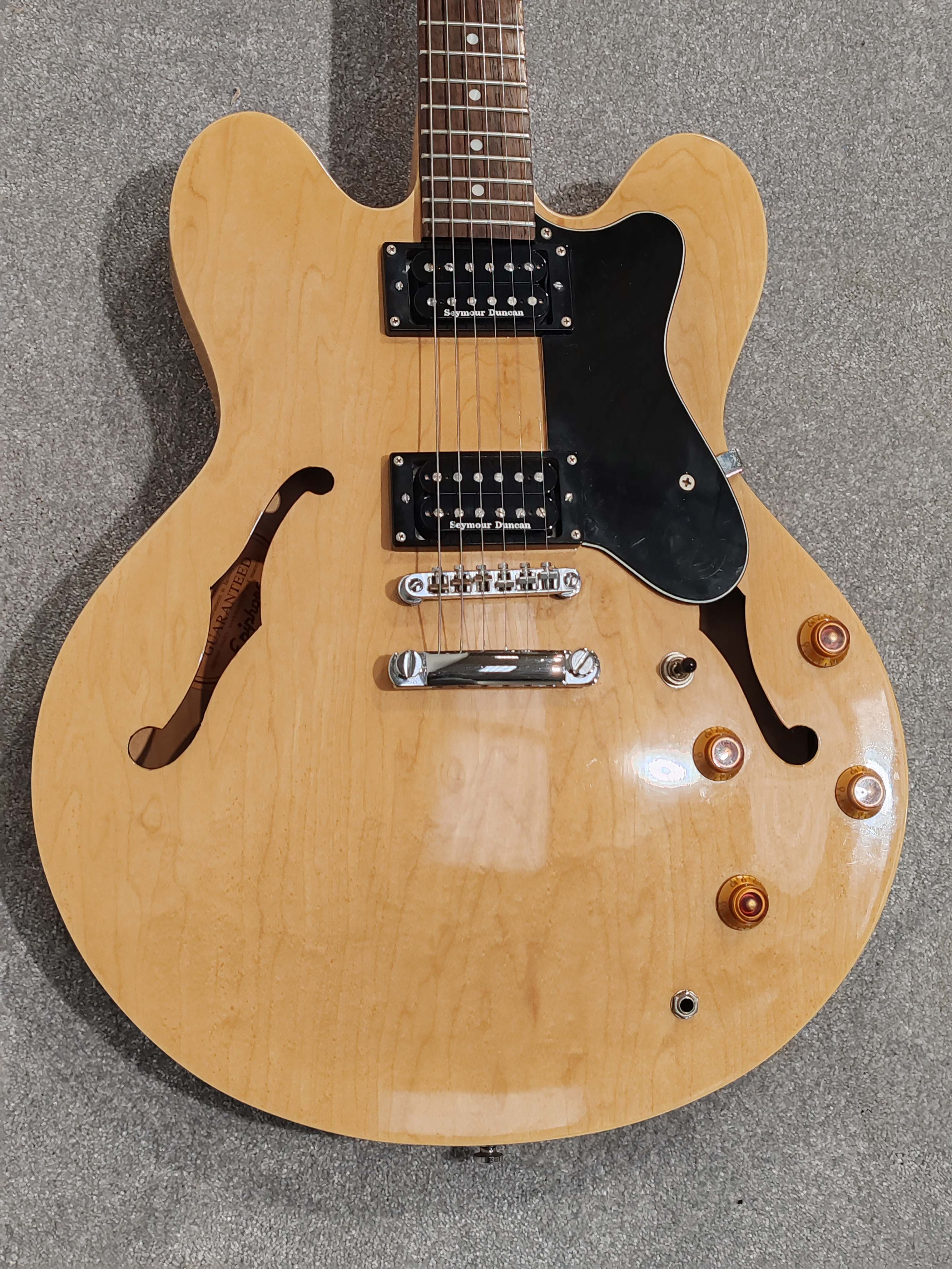 Epiphone DOT 335 Semi Hollow Electric Guitar - Natural - Image 2