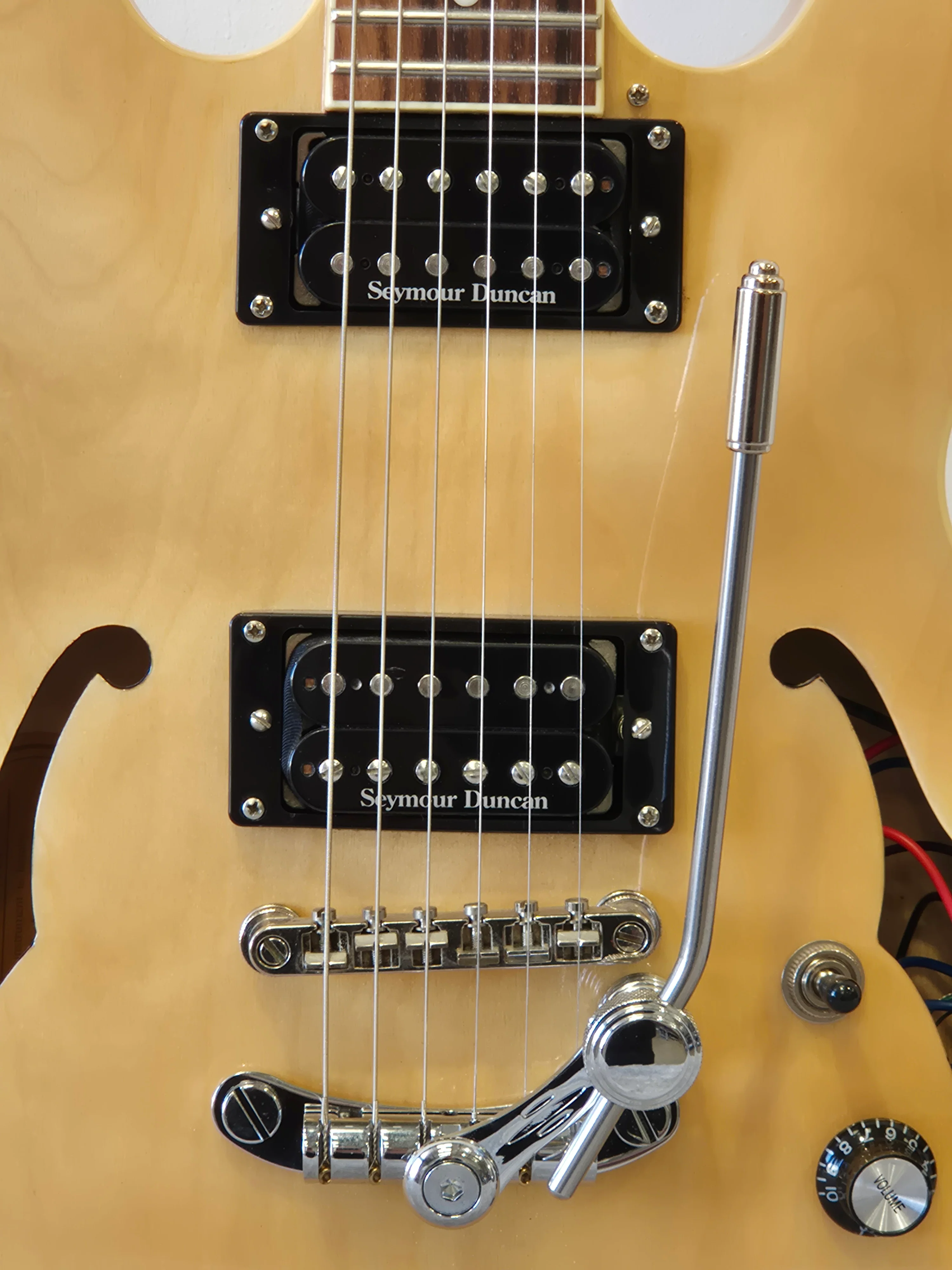 Epiphone ES-339 Pro Semi Hollow Electric Guitar Upgraded Seymour Duncan Pickups w/ Hard Case - Image 4
