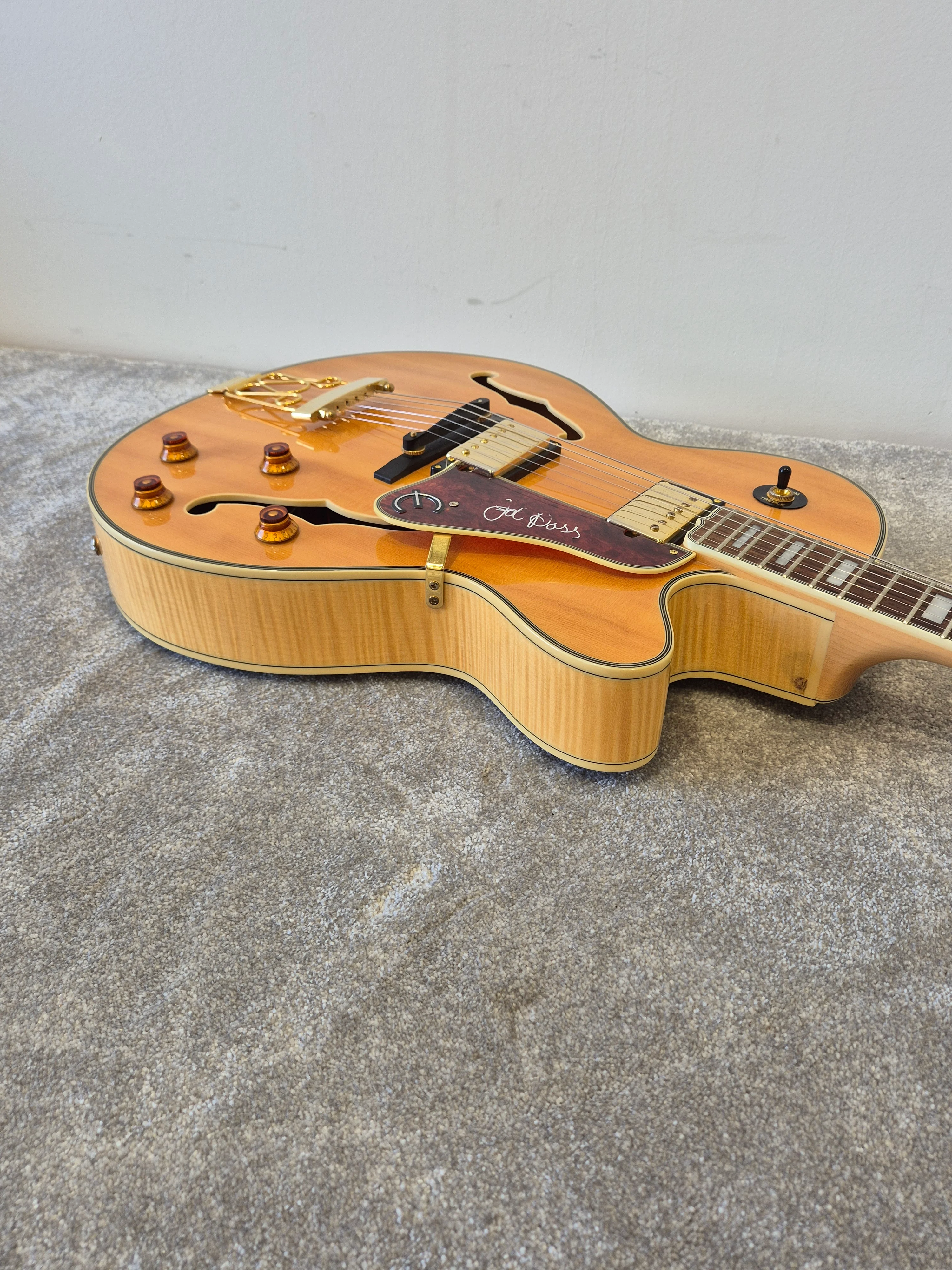 Epiphone Joe Pass Emperor II - Electric Guitar w/ Hard Case - Excellent - Image 13