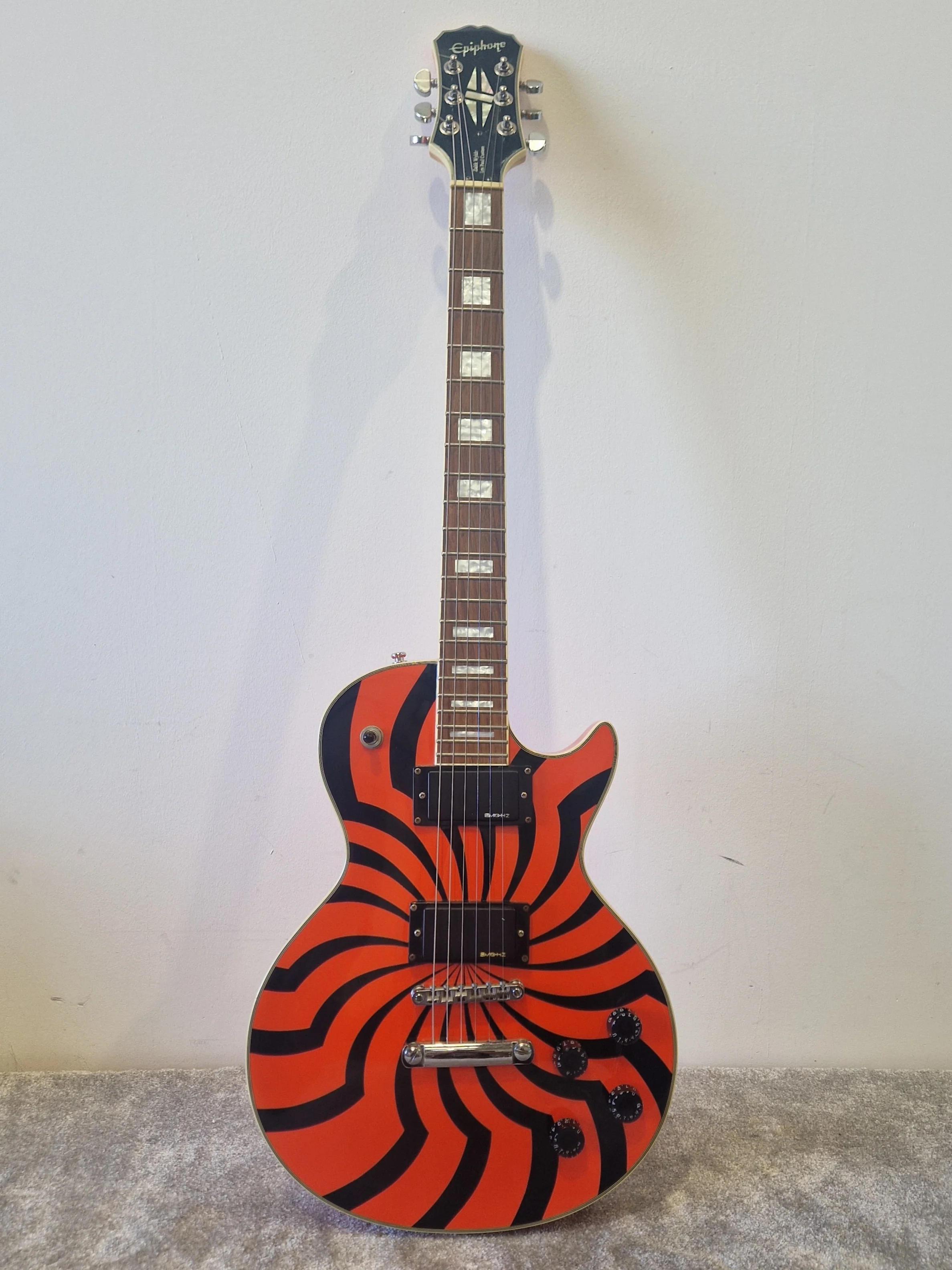 Epiphone Les Paul China 2010 - Zakk Wylde Signature Buzzsaw Electric Guitar - Very Good - Image 2
