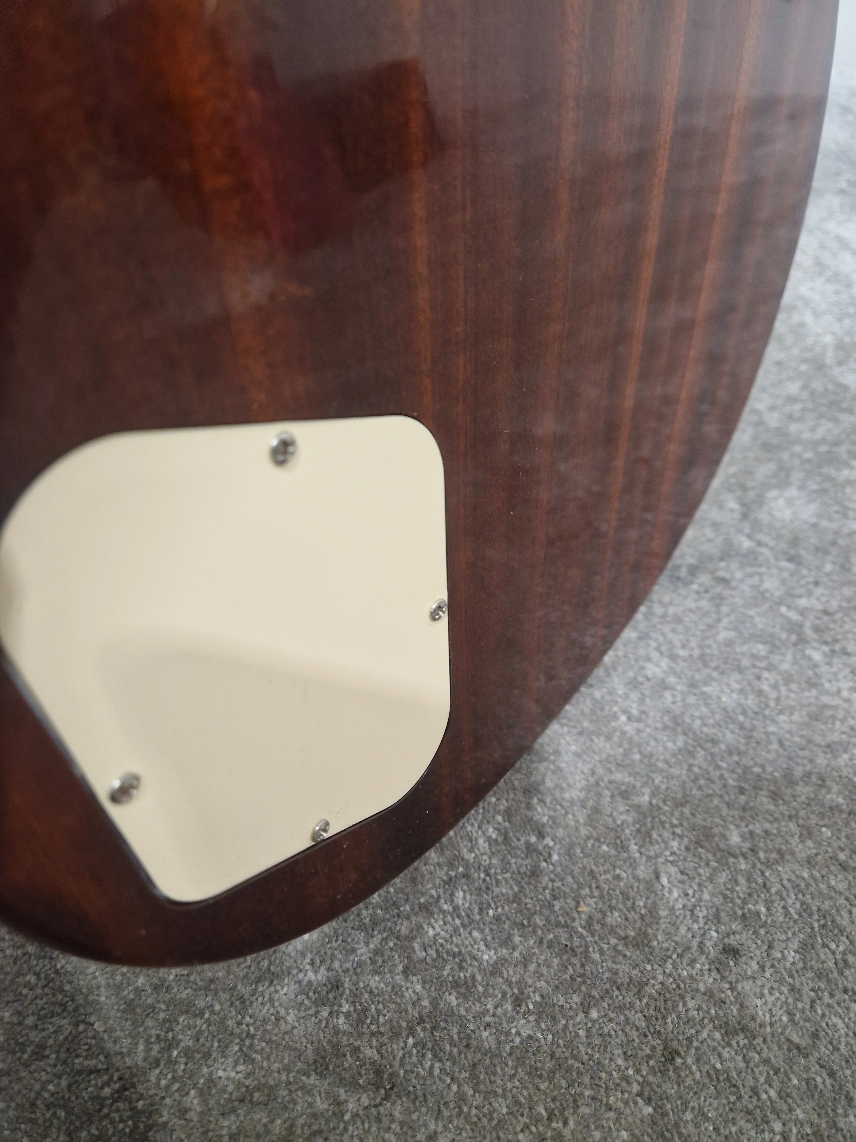 Epiphone Les Paul Honeyburst 2010 - Good w/ Hard Case & Full setup - Image 18