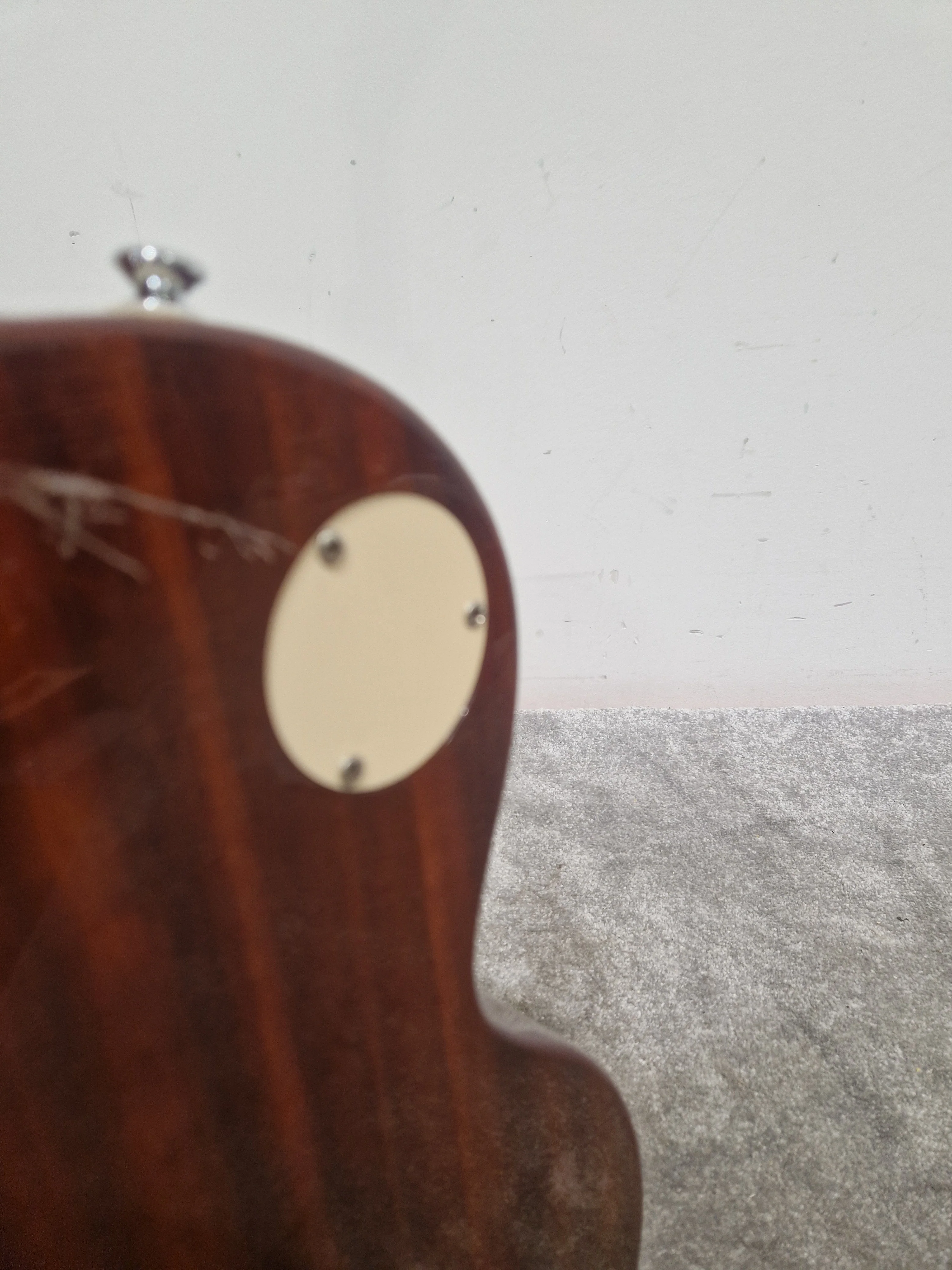 Epiphone Les Paul Honeyburst 2010 - Good w/ Hard Case & Full setup - Image 6