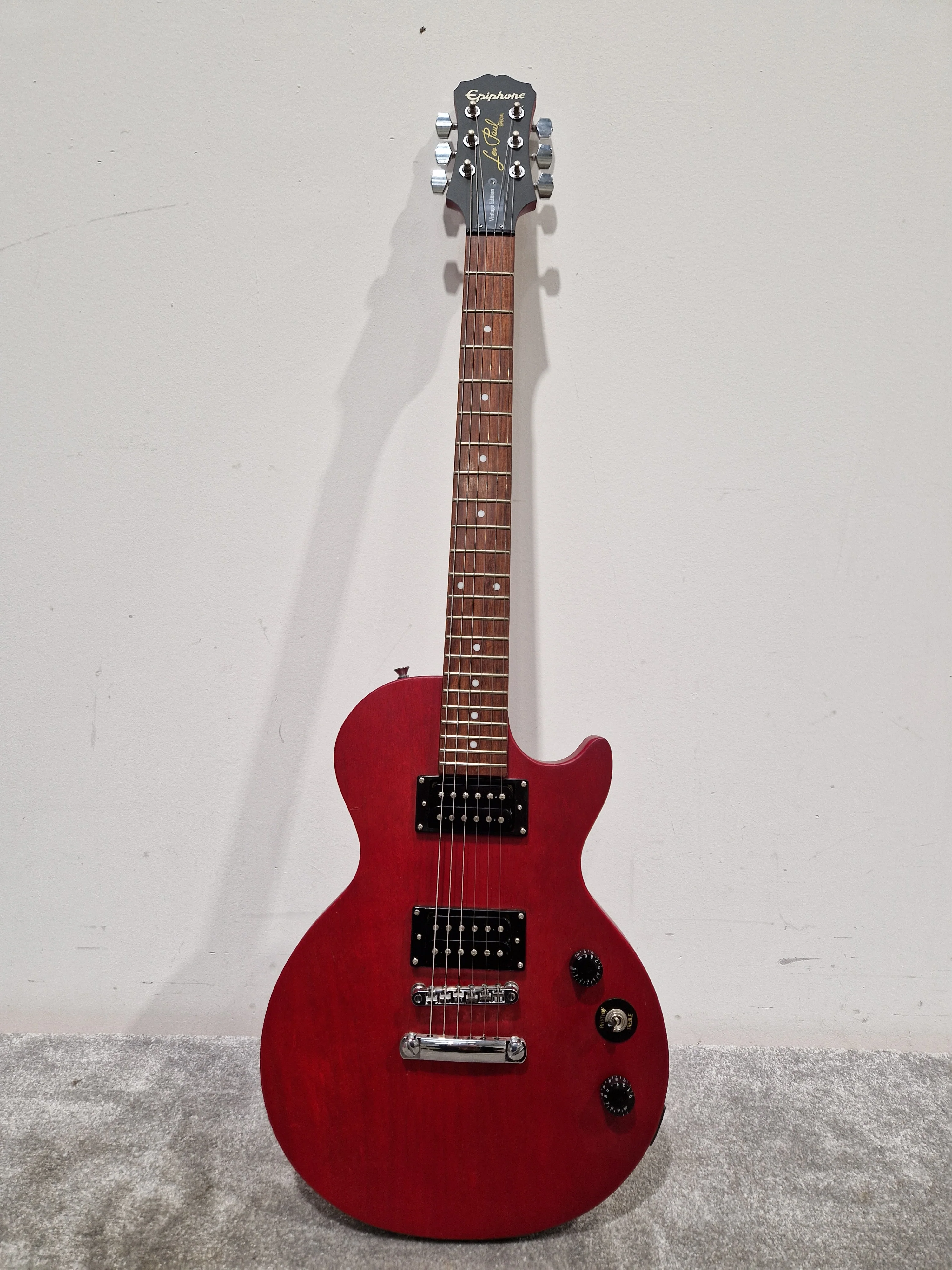 Epiphone Les Paul Special P-90 Vintage Edition (2016) Worn Cherry - Classic Tone Electric Guitar - Excellent w/ Soft Case - Image 2