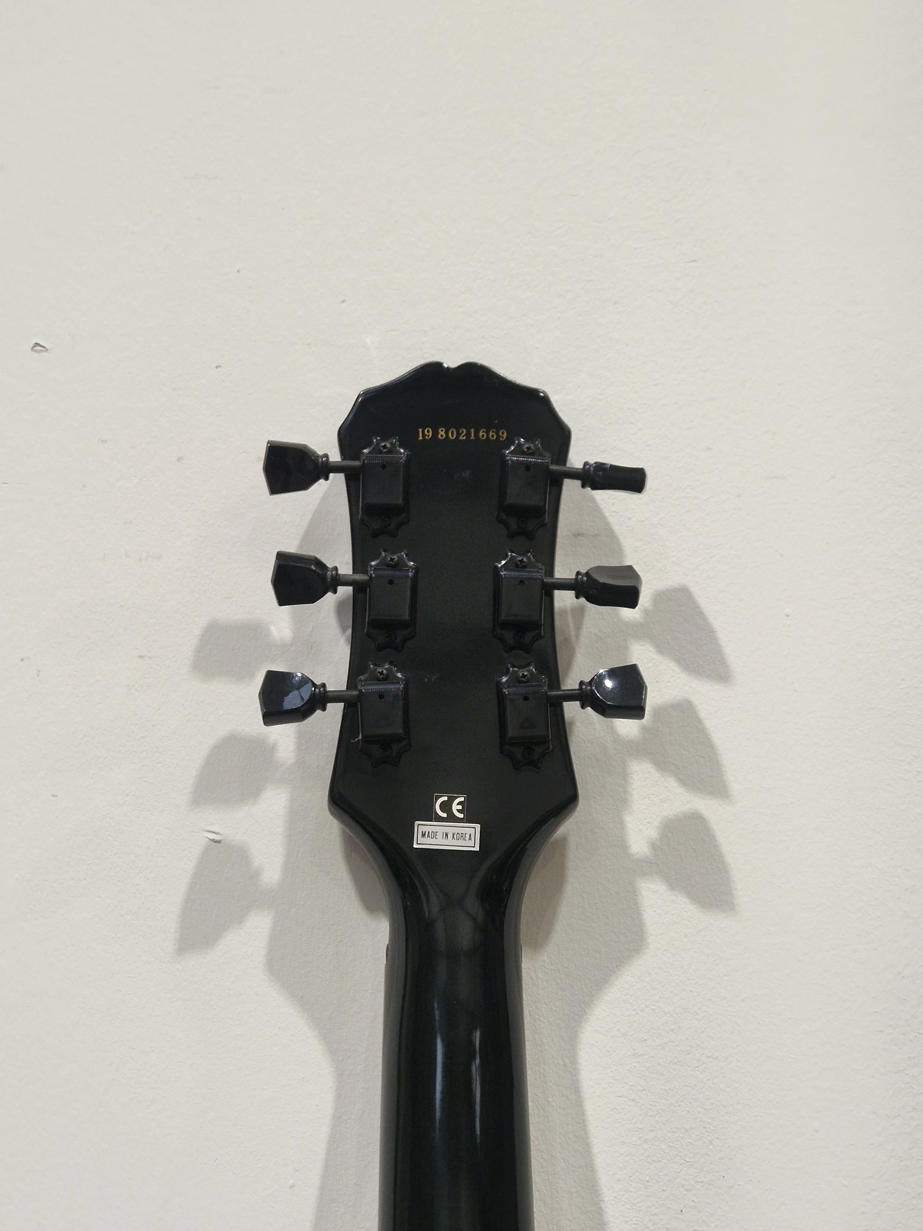 Epiphone Les Paul Studio Ebony - Solid Body Electric Guitar - Excellent w/ Full Set up - Image 2