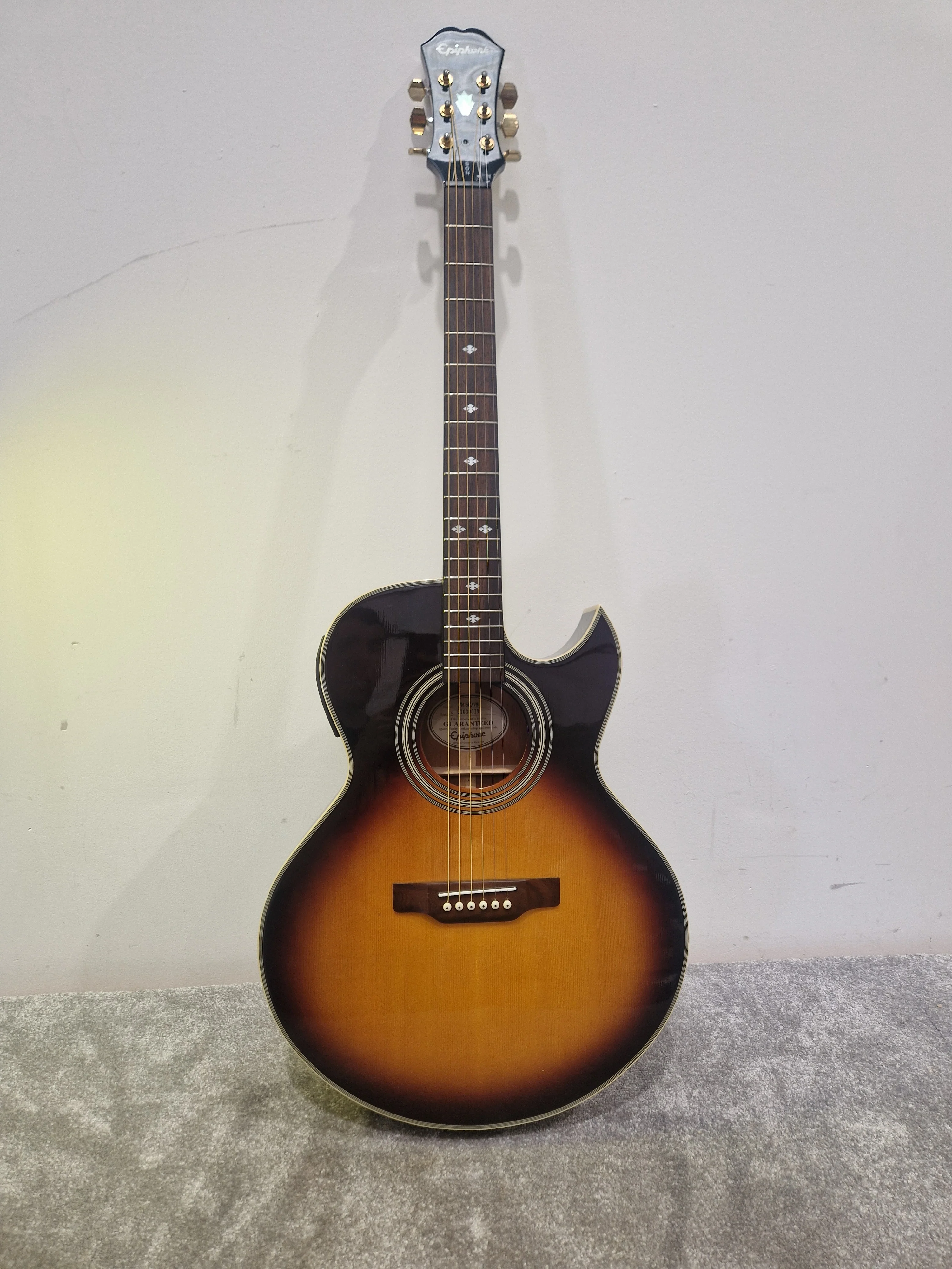 Epiphone PR-5E/V (Korea) - Solid body Electric Guitar, Mahogany Body - Excellent - Image 2