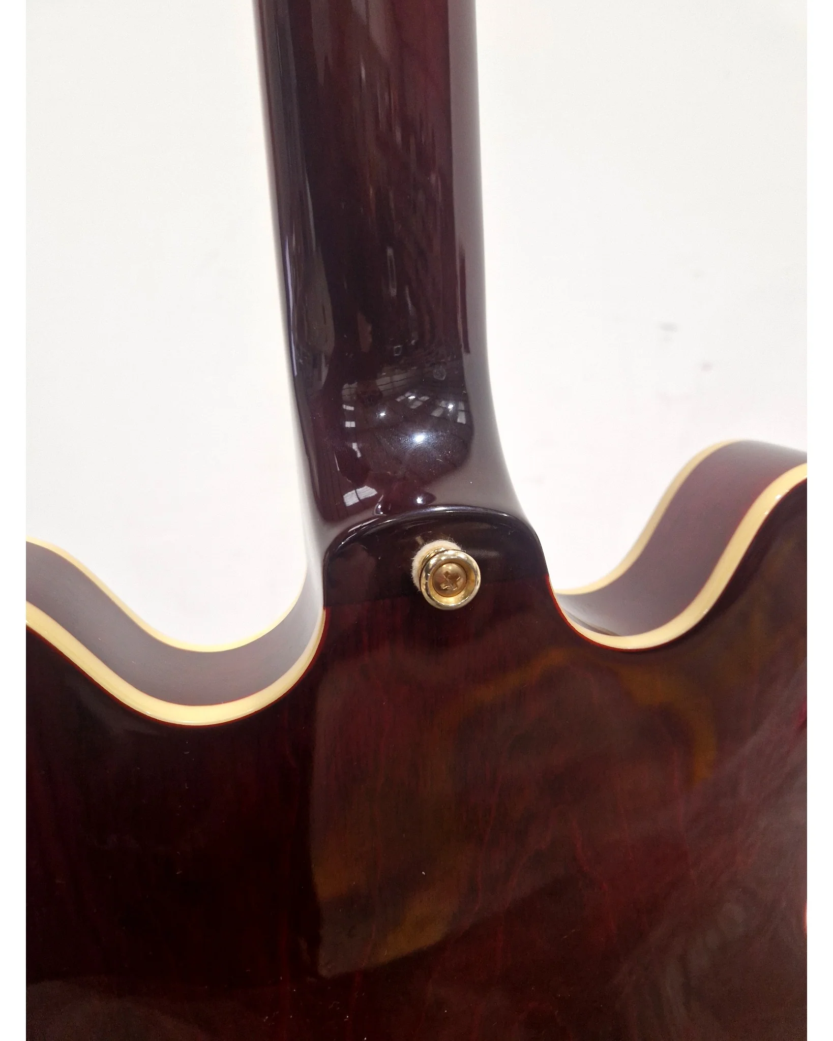Epiphone Riviera P93 - Semi-Hollow Electric Guitar - Dark Red - Excellent w/ Hard Case - Image 18