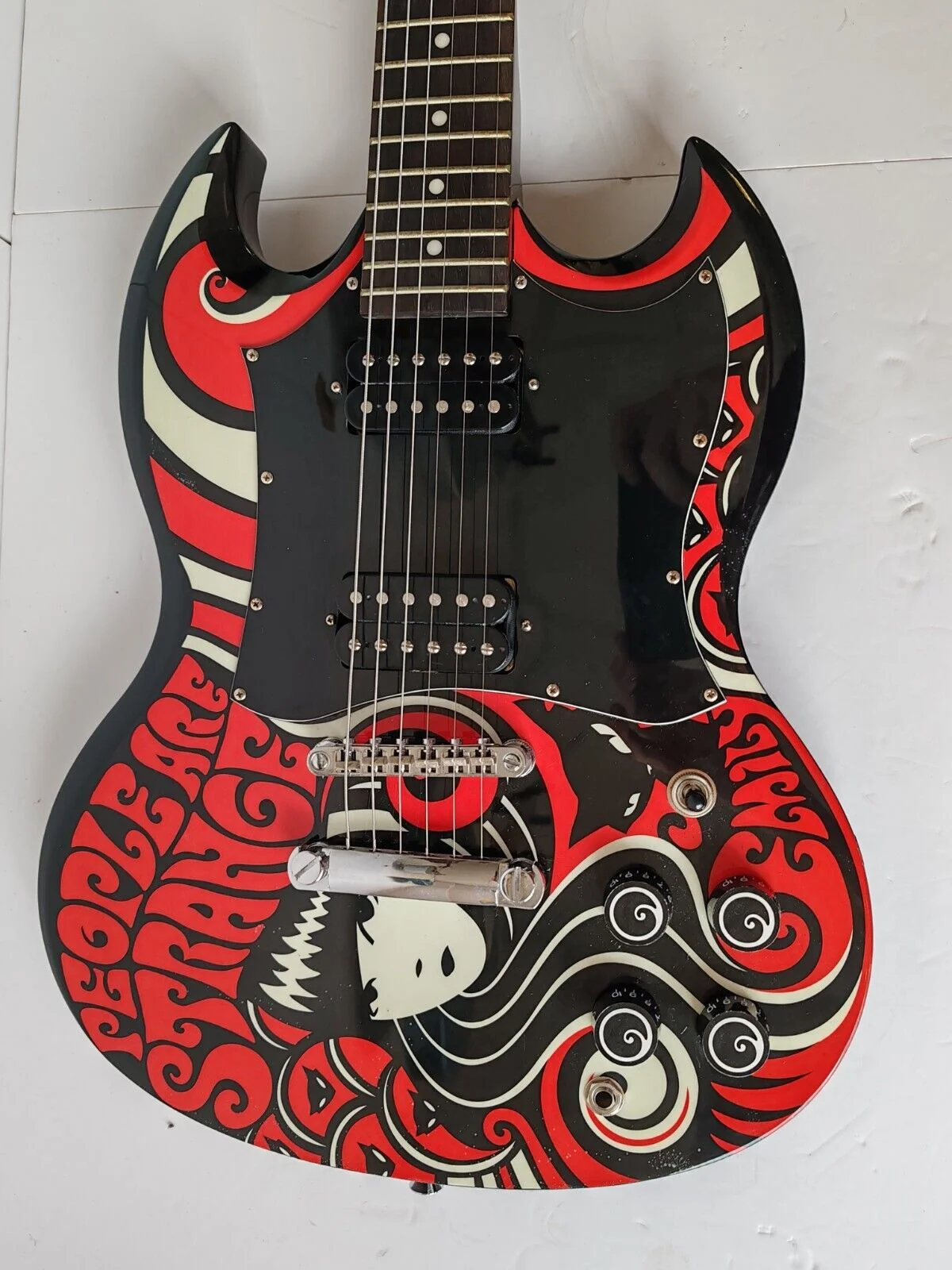 Epiphone SG-310 Limited Edition 'Emily The Strange'  Electric Guitar - Image 3