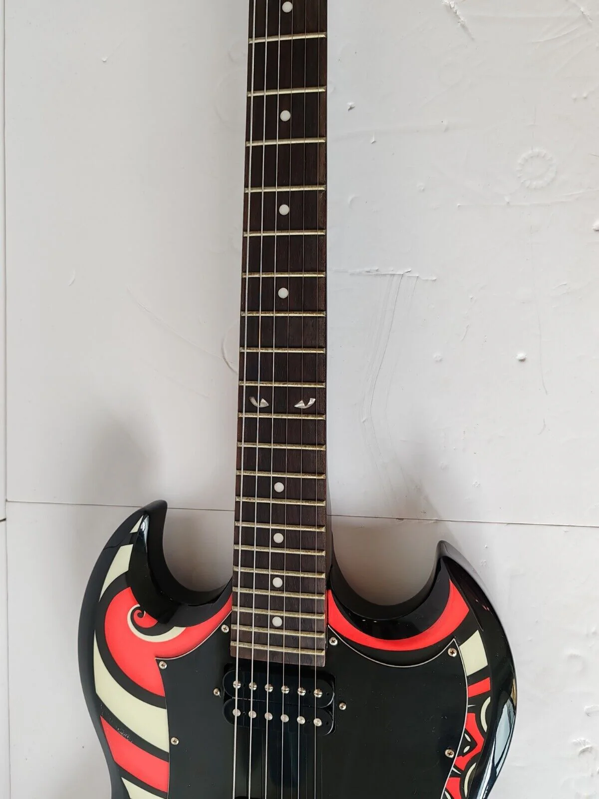 Epiphone SG-310 Limited Edition 'Emily The Strange'  Electric Guitar - Image 4