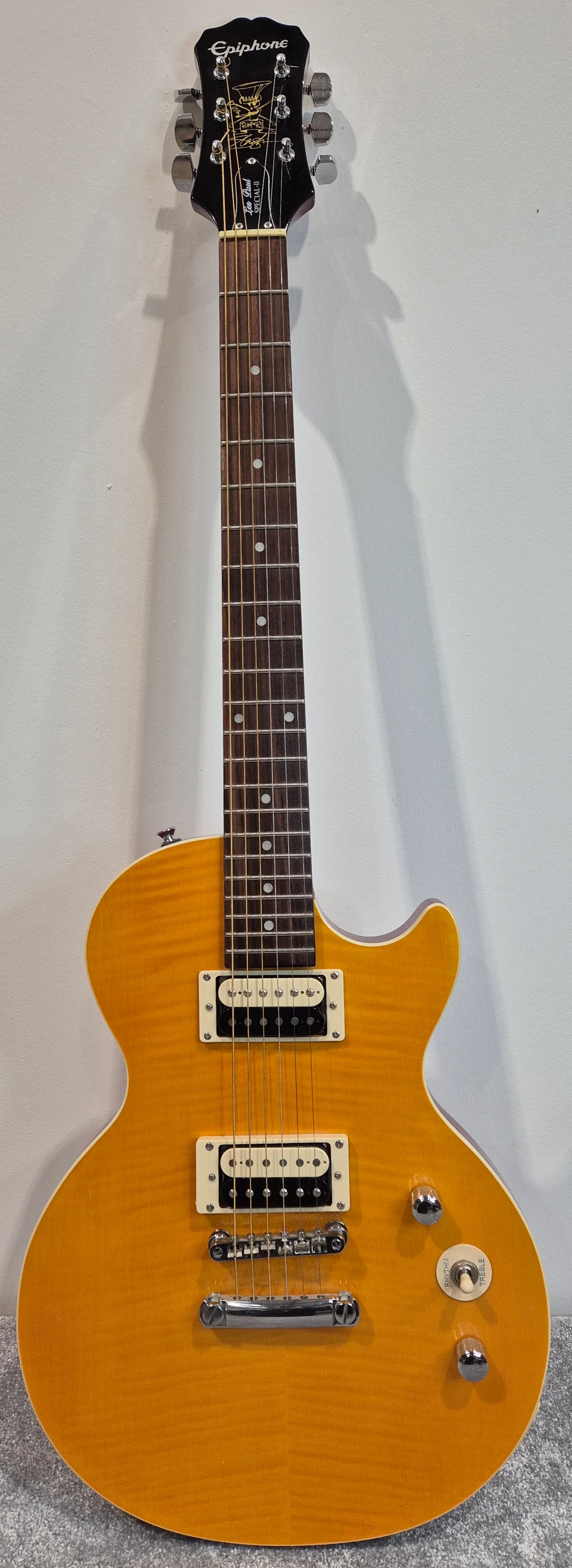 Epiphone Slash Appetite Les Paul Special-II Electric Guitar With Soft Gig Bag - Image 2
