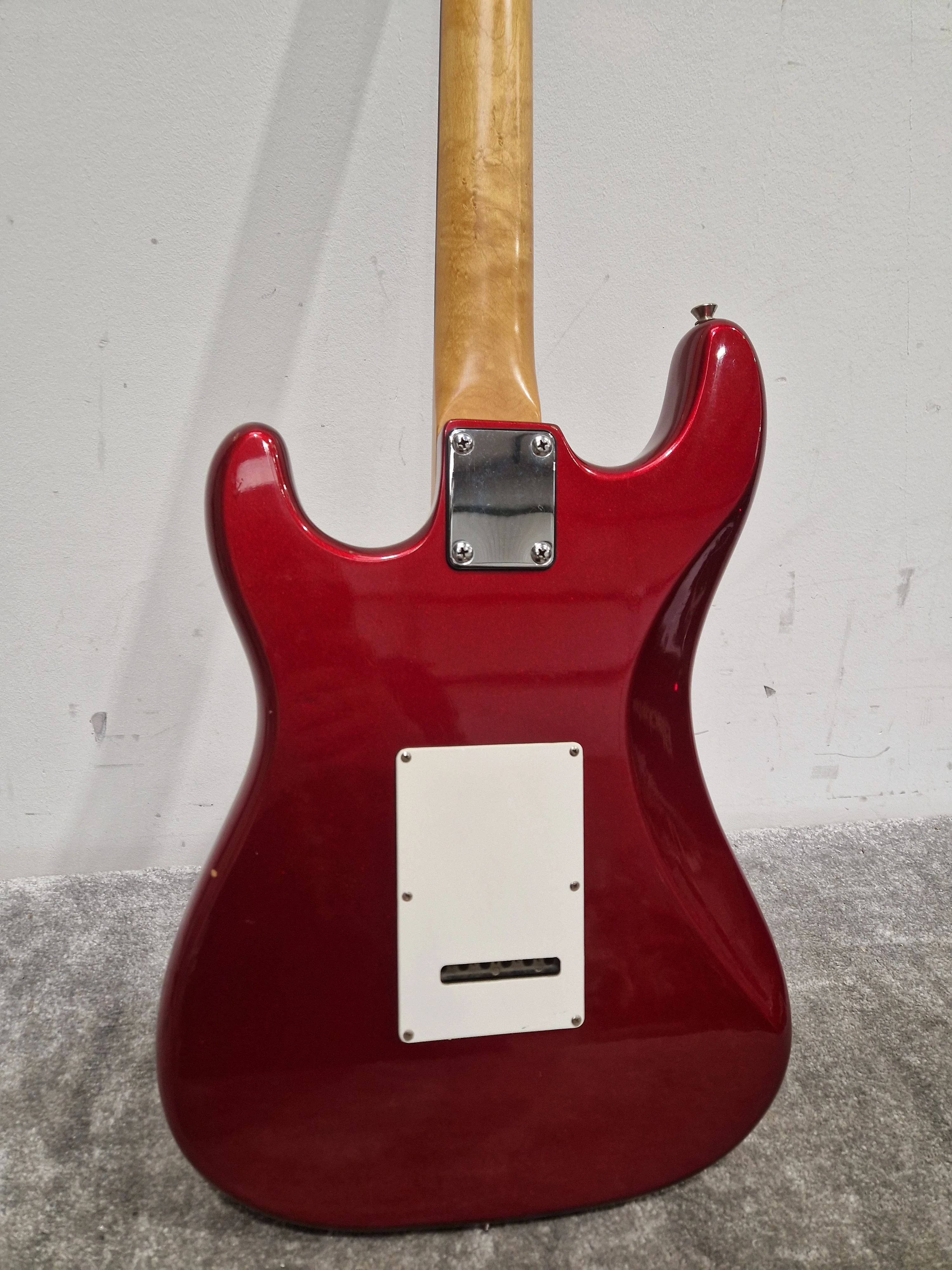 Epiphone Stratocaster Style - Electric Guitar - Red - Good w/ Hard Case - Image 20