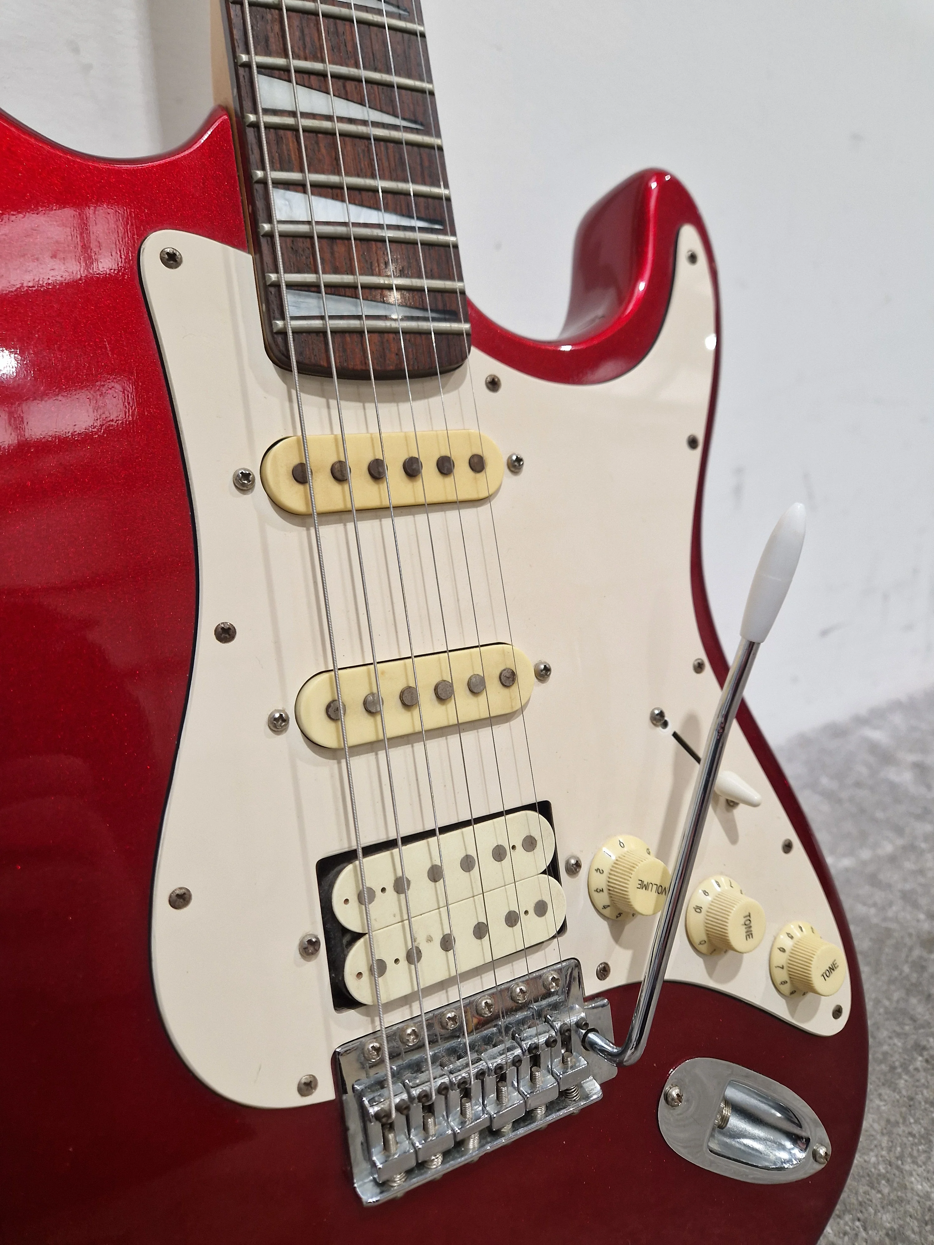Epiphone Stratocaster Style - Electric Guitar - Red - Good w/ Hard Case - Image 7