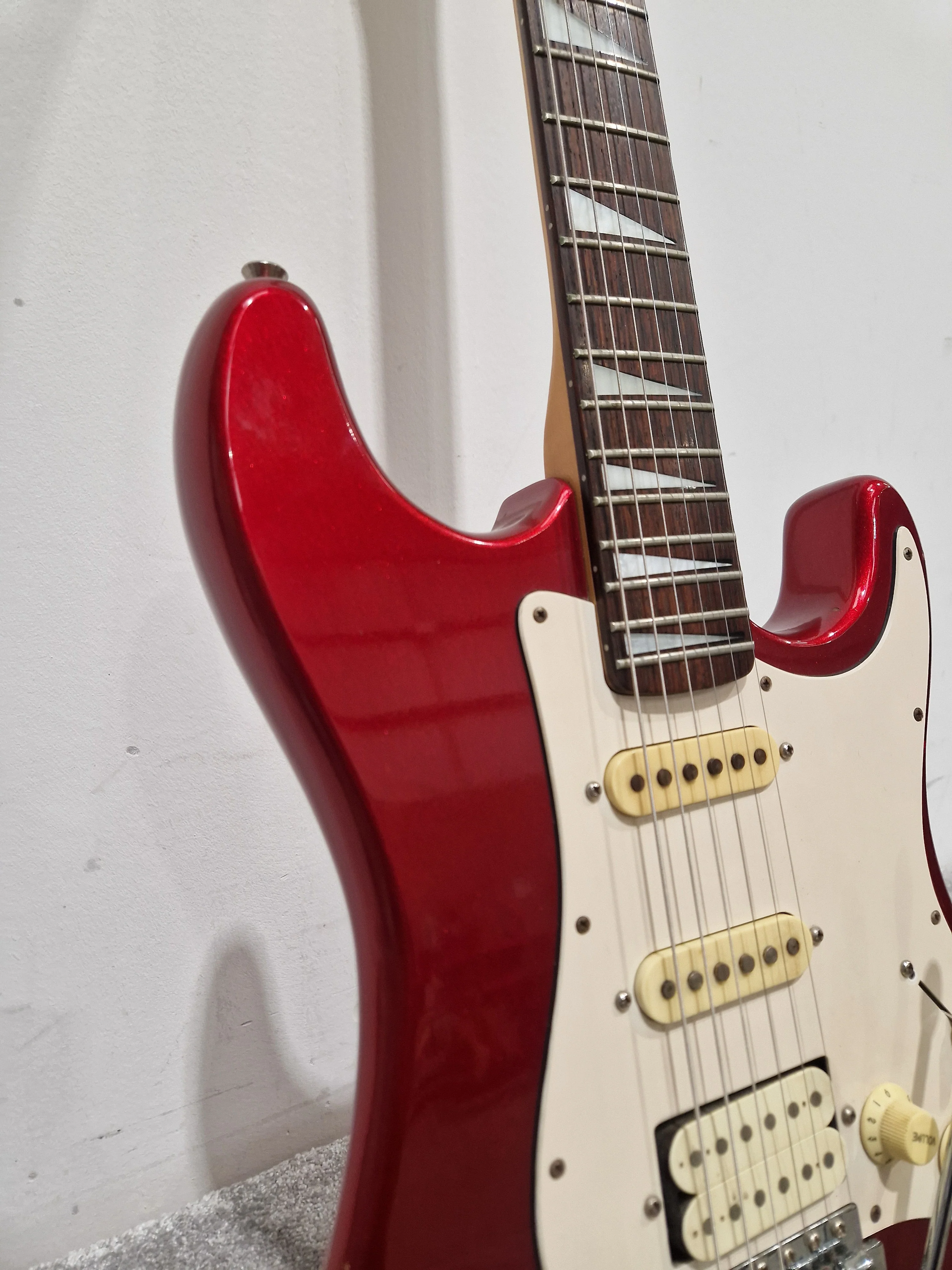 Epiphone Stratocaster Style - Electric Guitar - Red - Good w/ Hard Case - Image 8