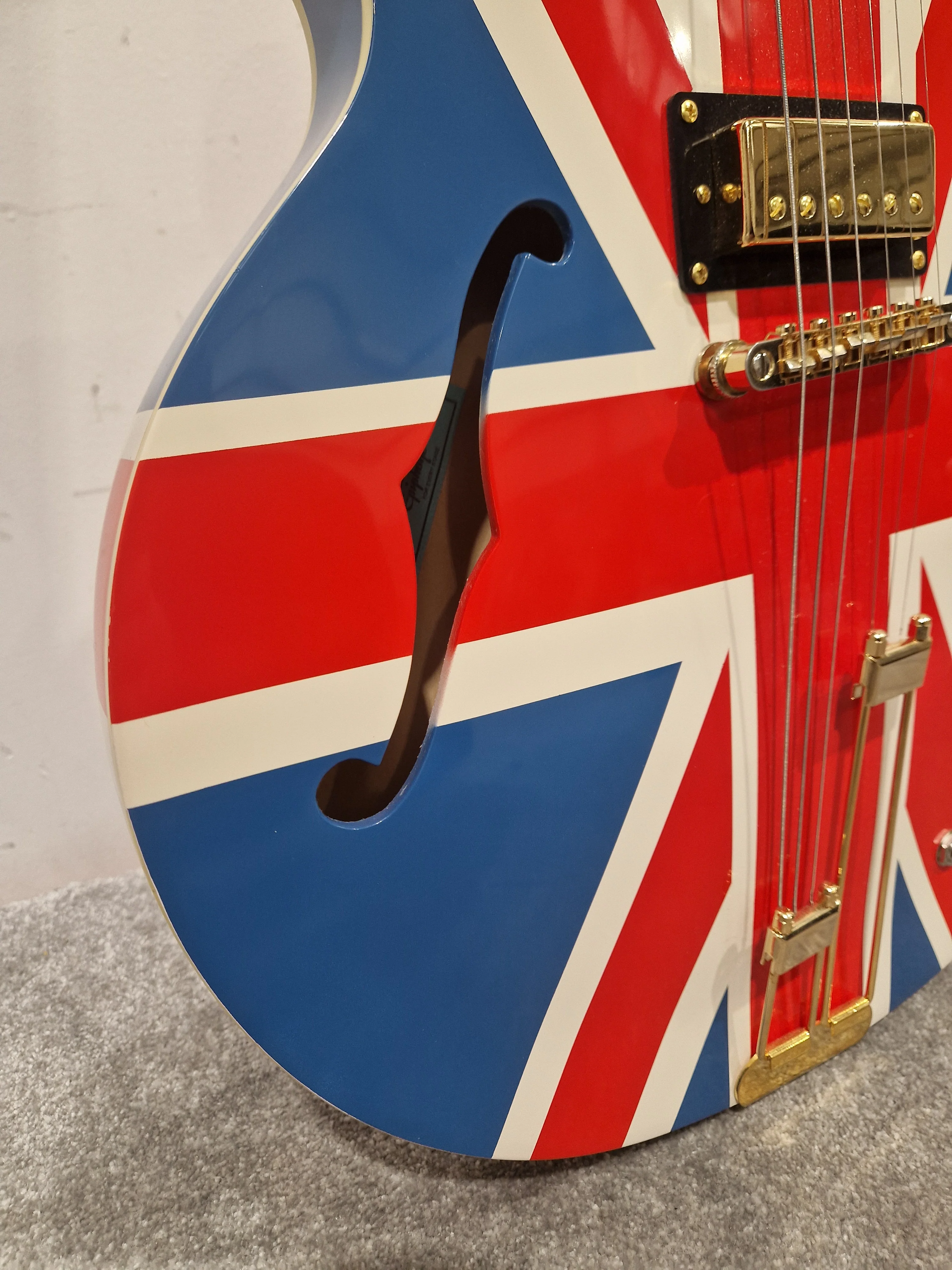 Epiphone Union Jack - Semi-Hollow Electric Guitar - Union Jack Finish - Good w/ Hard Case & Certification - Image 11
