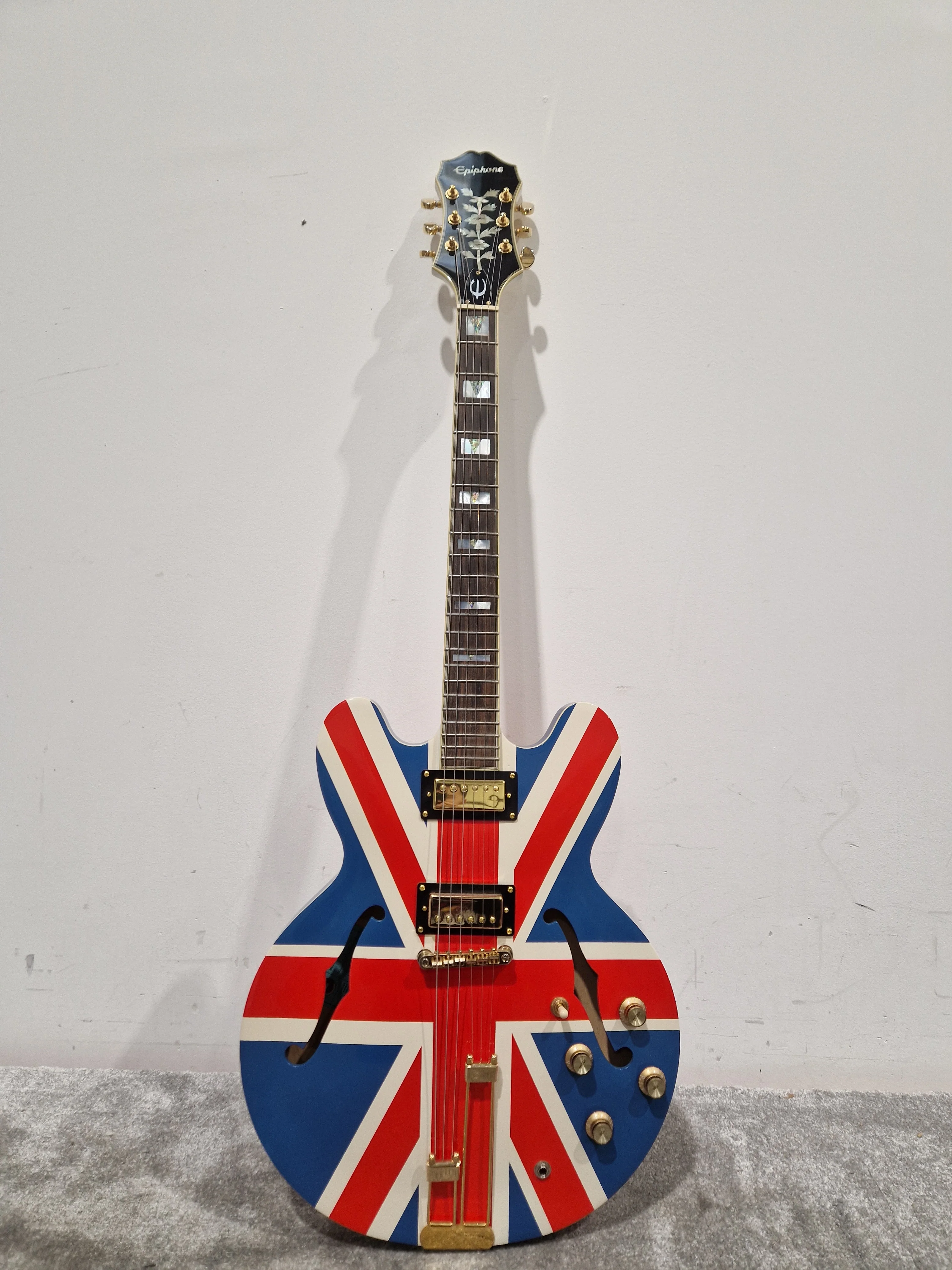 Epiphone Union Jack - Semi-Hollow Electric Guitar - Union Jack Finish - Good w/ Hard Case & Certification - Image 7