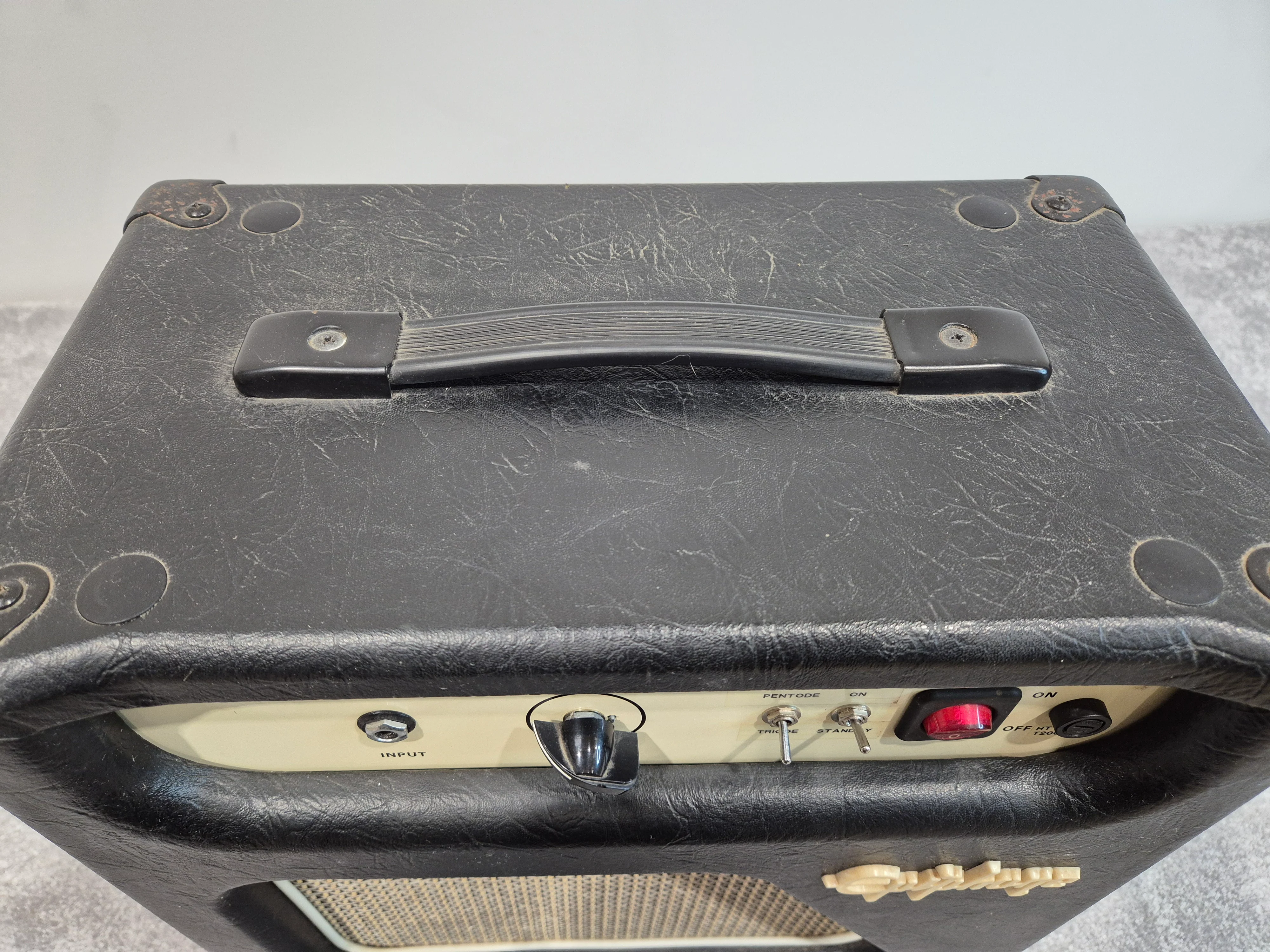 Epiphone Valve Junior - 5-Watt - Electric Guitar Amplifier - Image 11