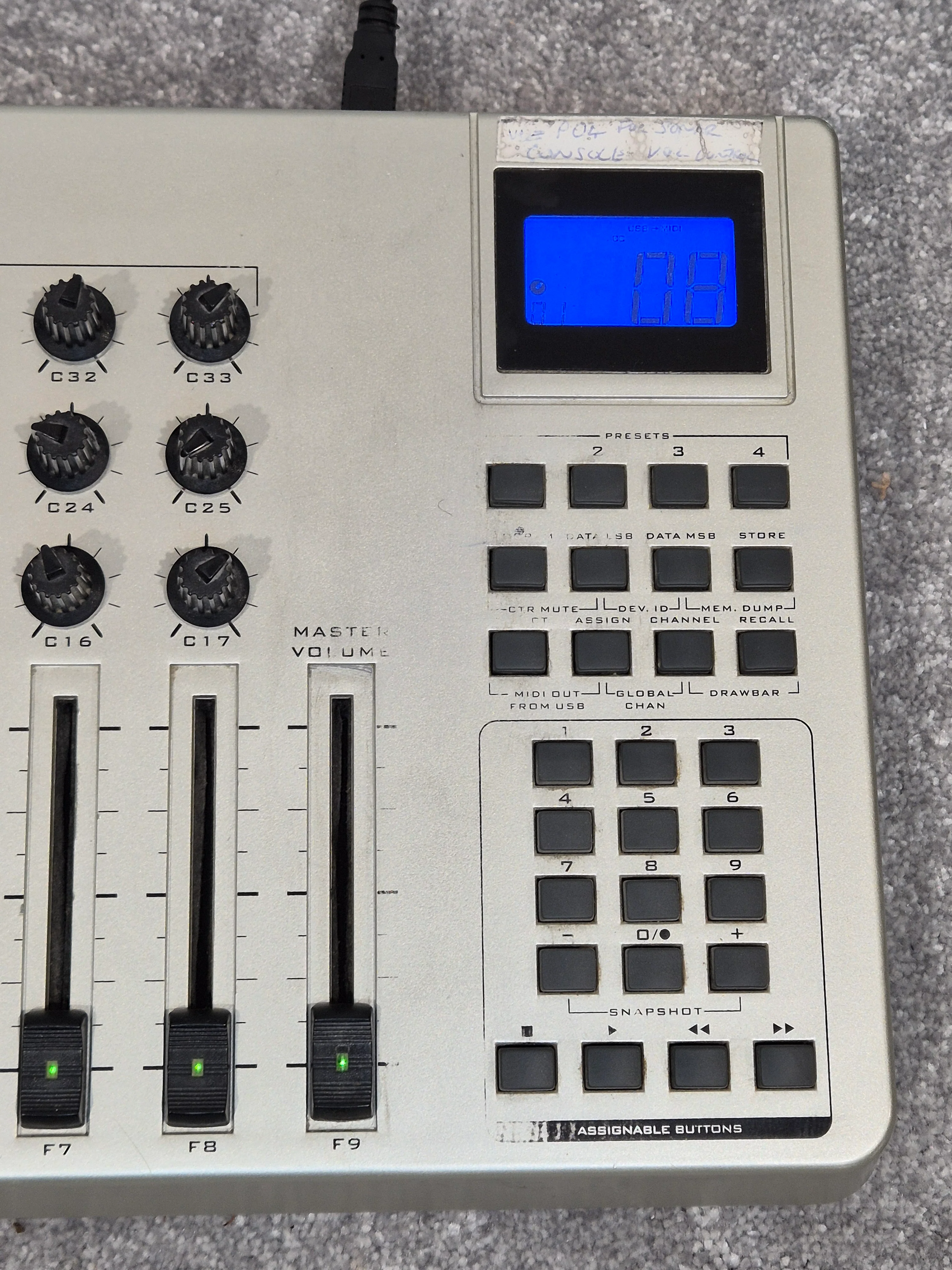 Evolution UC33 - PC/MIDI Hardware Controller - Image 2