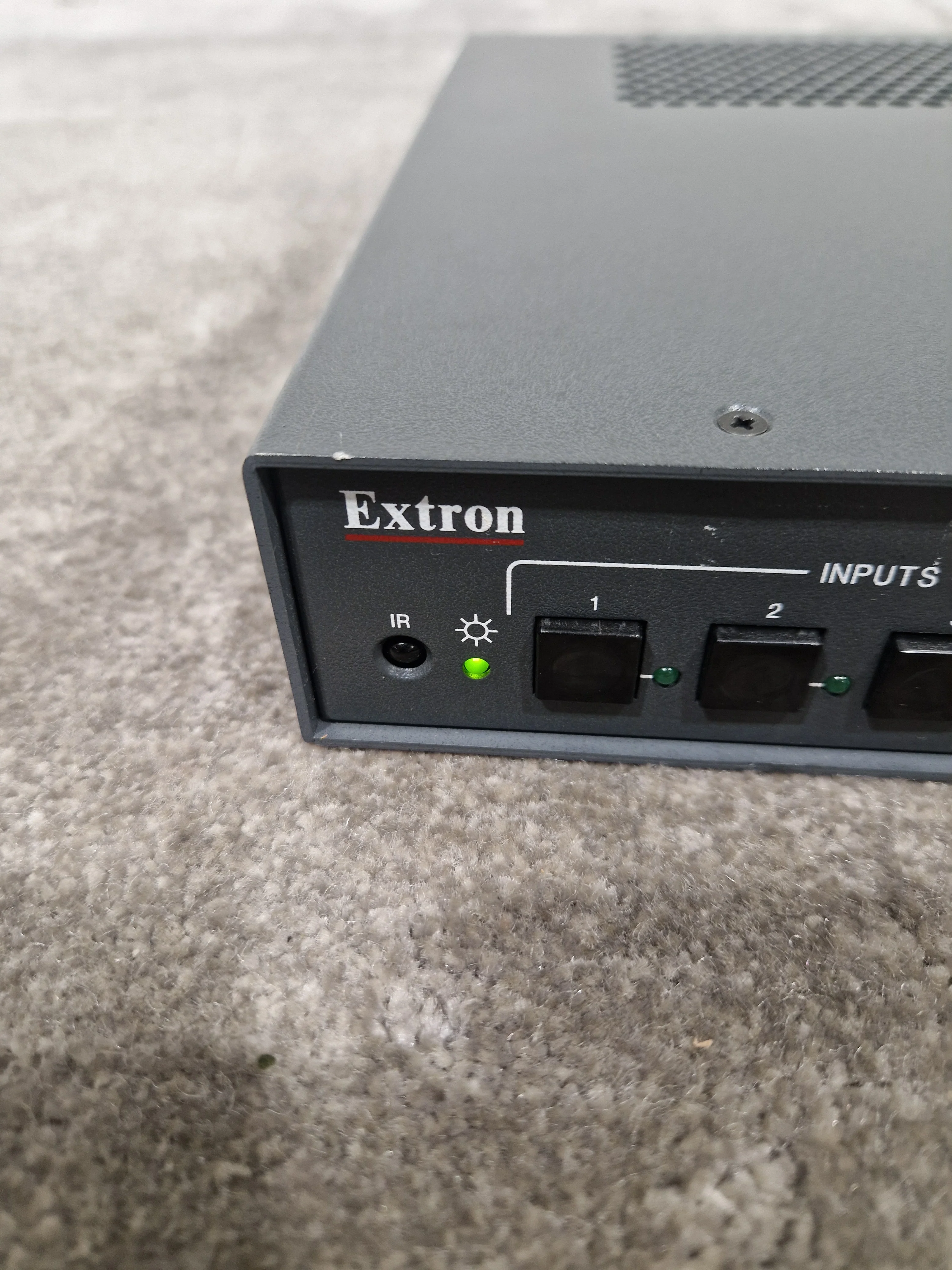 Extron MVX 44 Vga A Matrix Switcher - 4x4 VGA Matrix, High Resolution - Excellent w/ Original Box & Power Supply & Manuals - Image 6