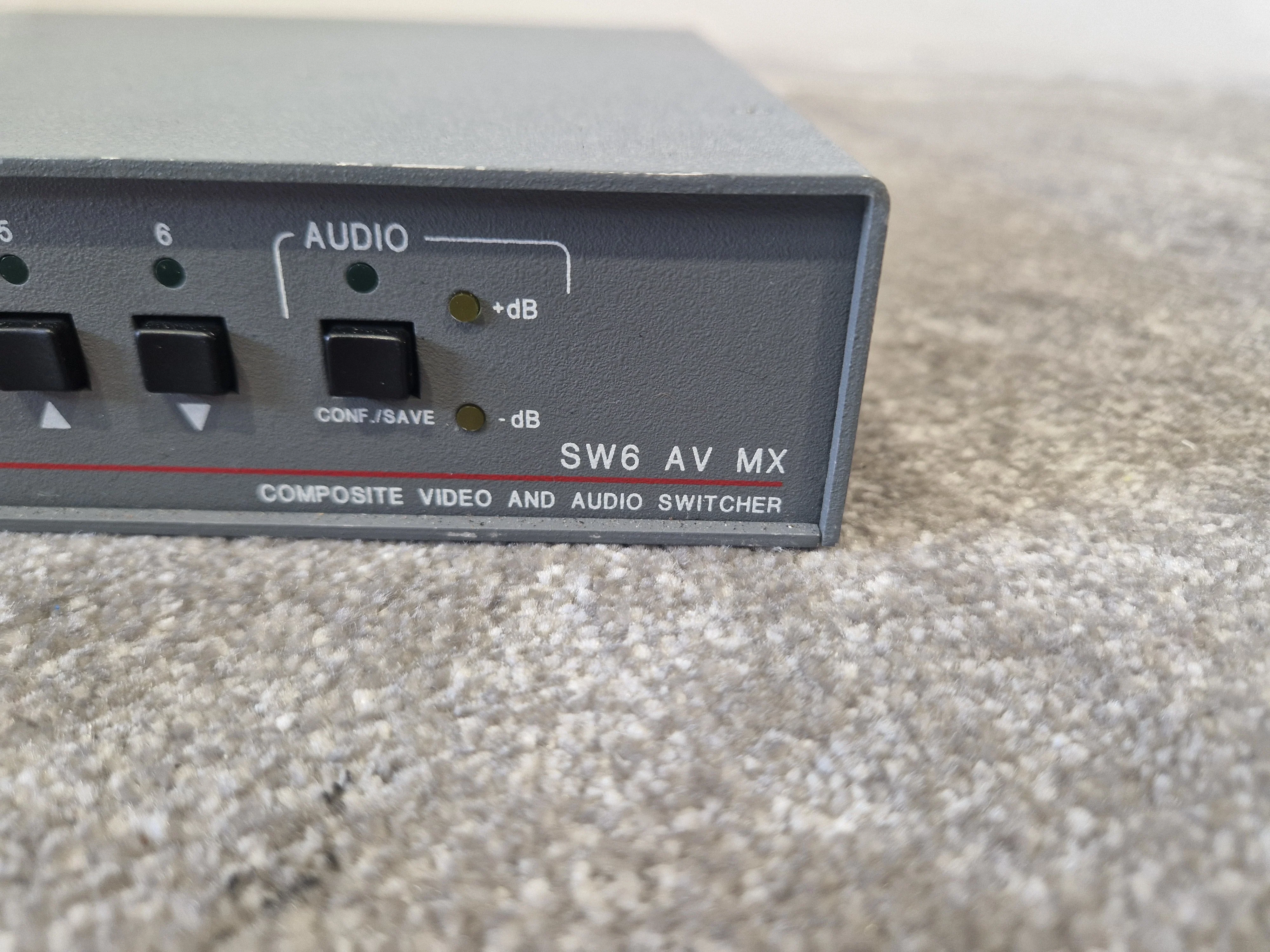 Extron SW6 AV MX Composite Switcher – 6x2 Video/Audio – Good - Image 6