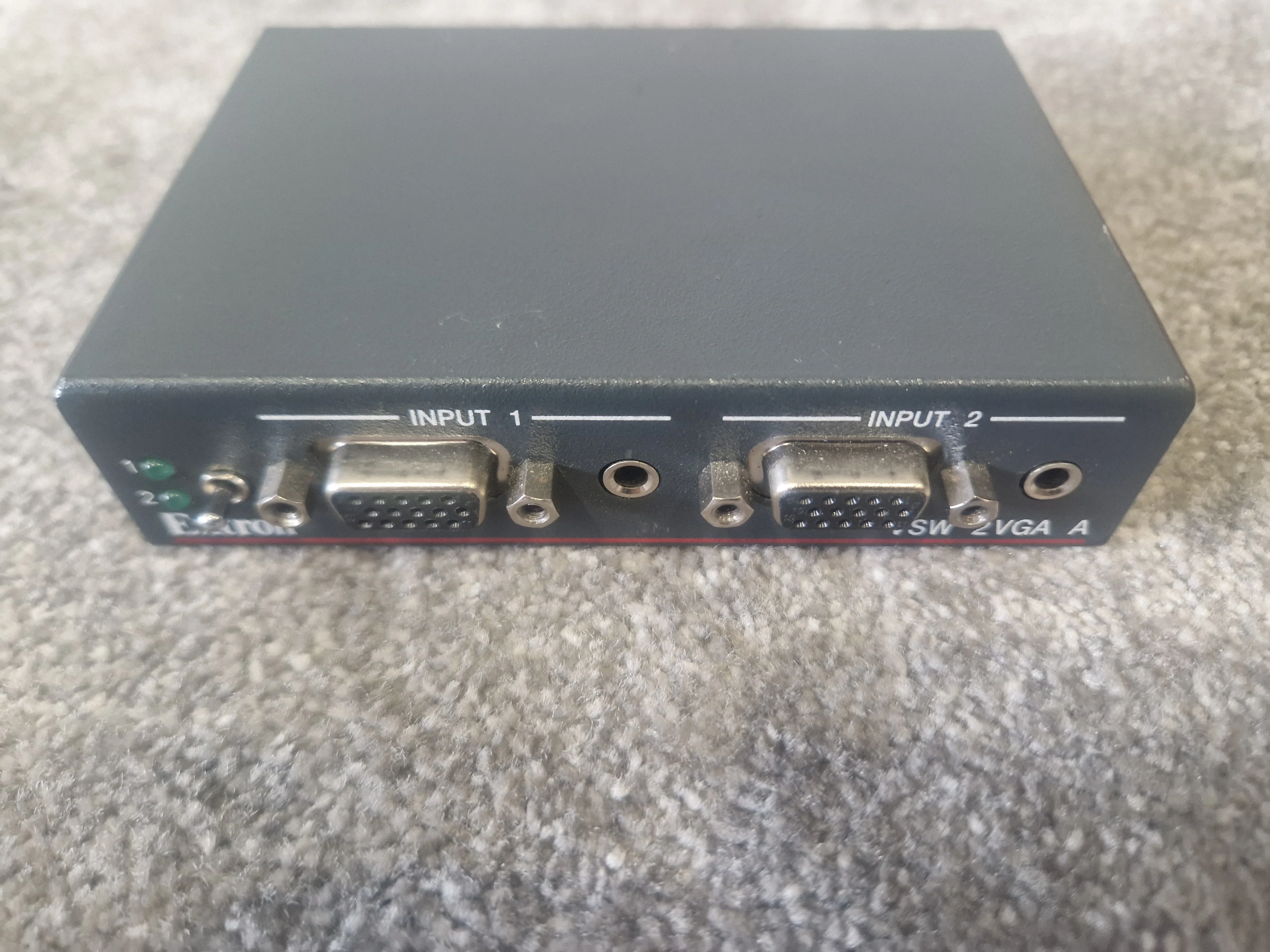 Extron VSW 2VGA A VGA Switcher – Good Condition - Image 4