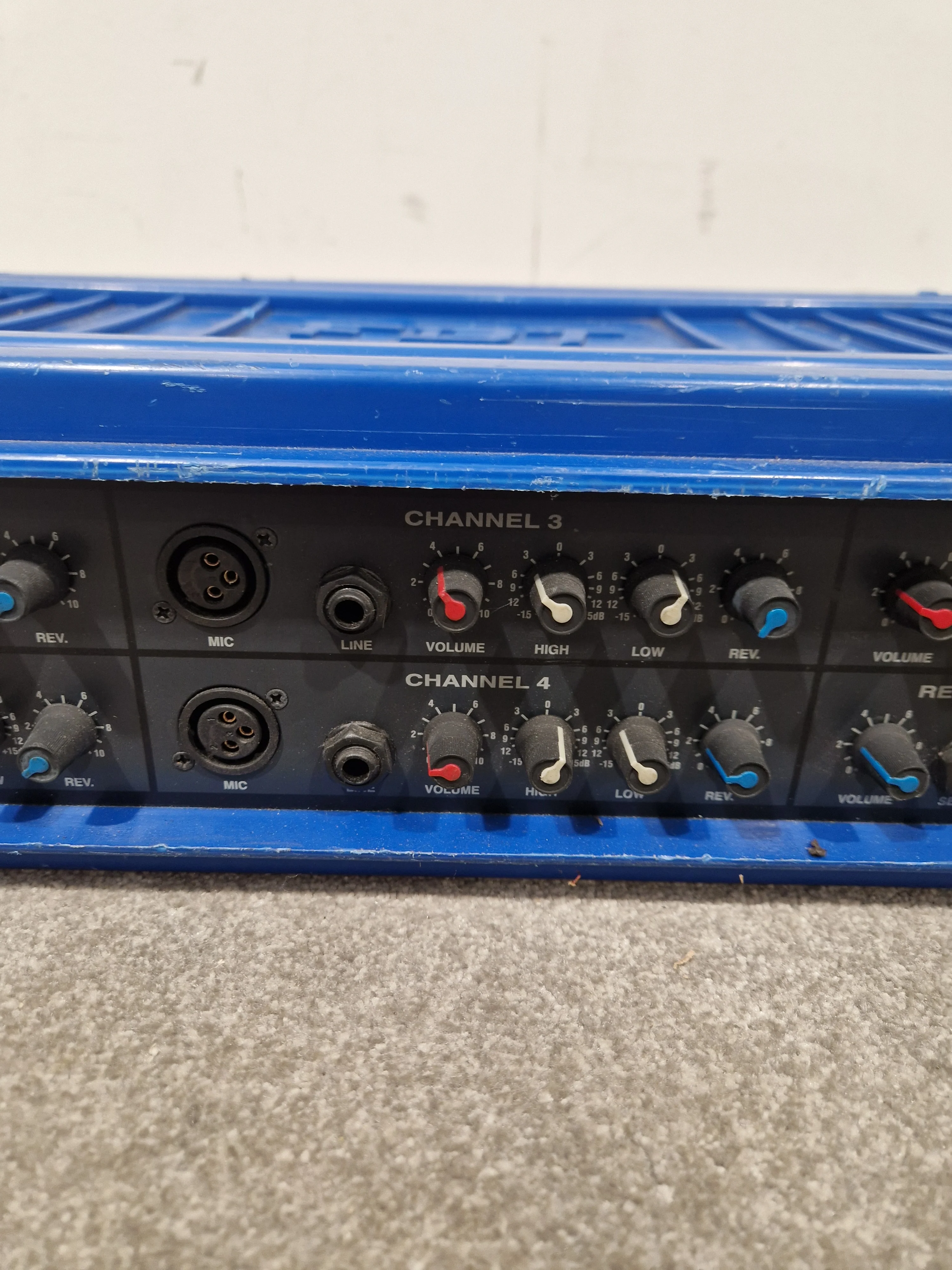 FBT Renegade Powered Mixer 160r 5 Channels Powered Mixer - 5 Channels, Compact Design - Good - Image 7