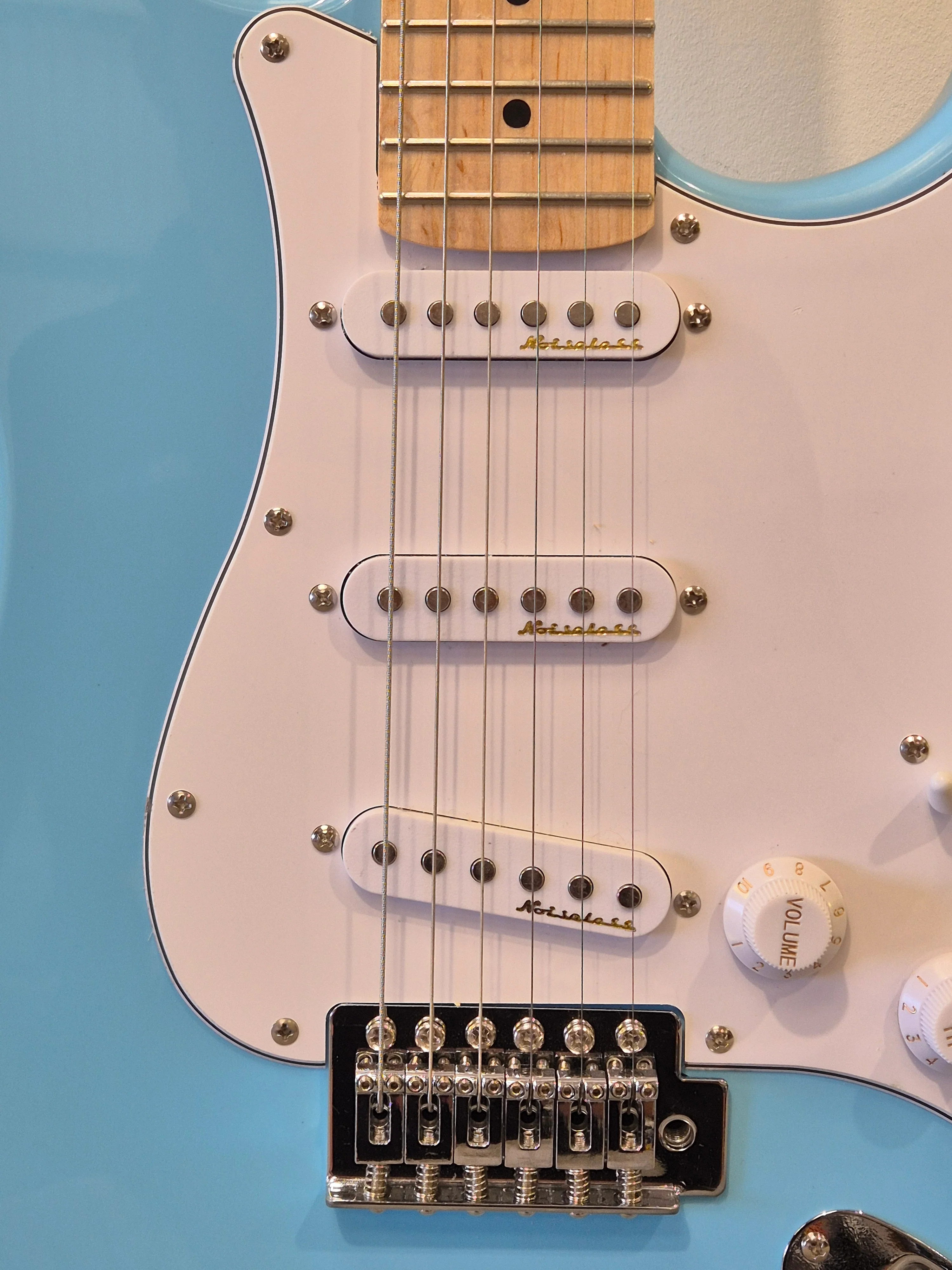 Stratocaster Style Electric Guitar in Sky Blue - Excellent - Image 4