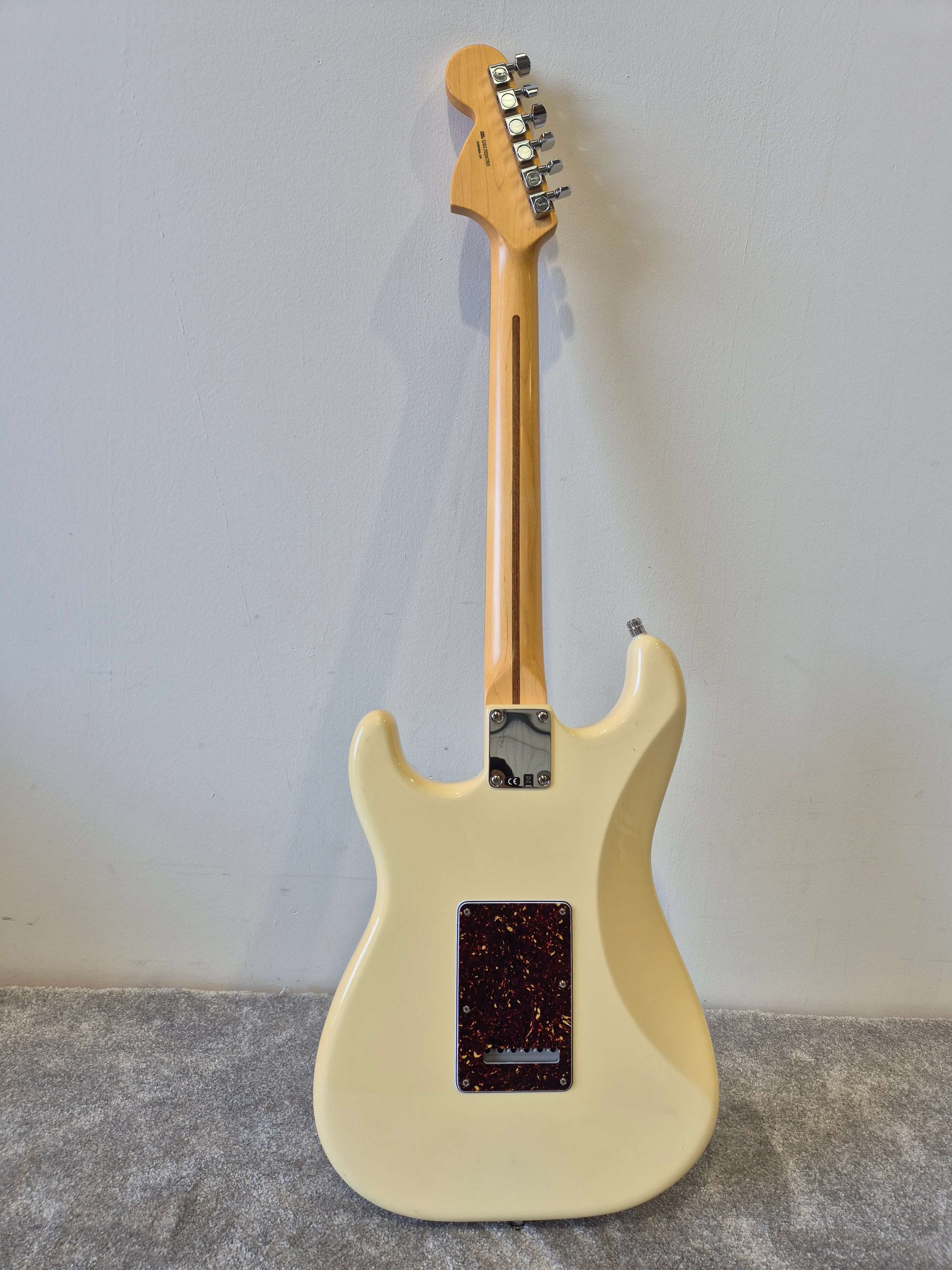 Fender American Special Stratocaster 2017 Electric guitar - Olympic White w/ Hard Case - Excellent - Image 11