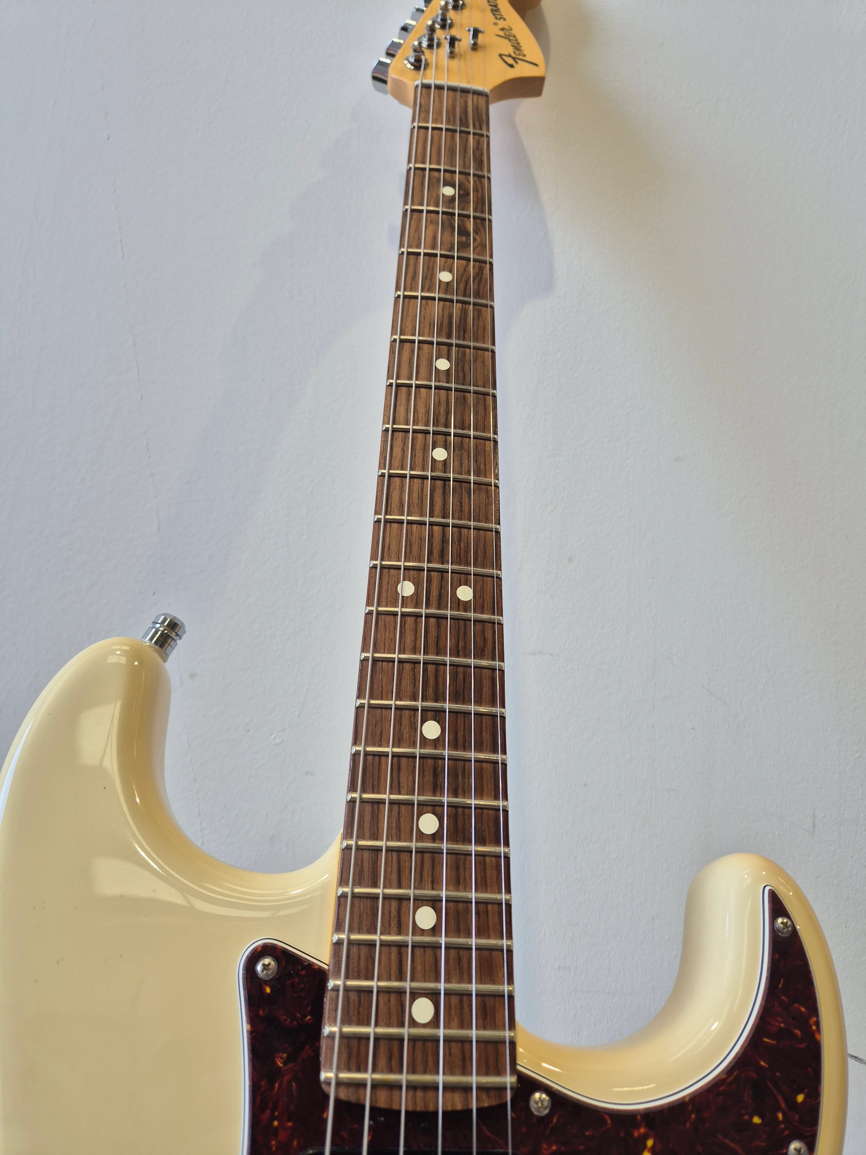 Fender American Special Stratocaster 2017 Electric guitar - Olympic White w/ Hard Case - Excellent - Image 6