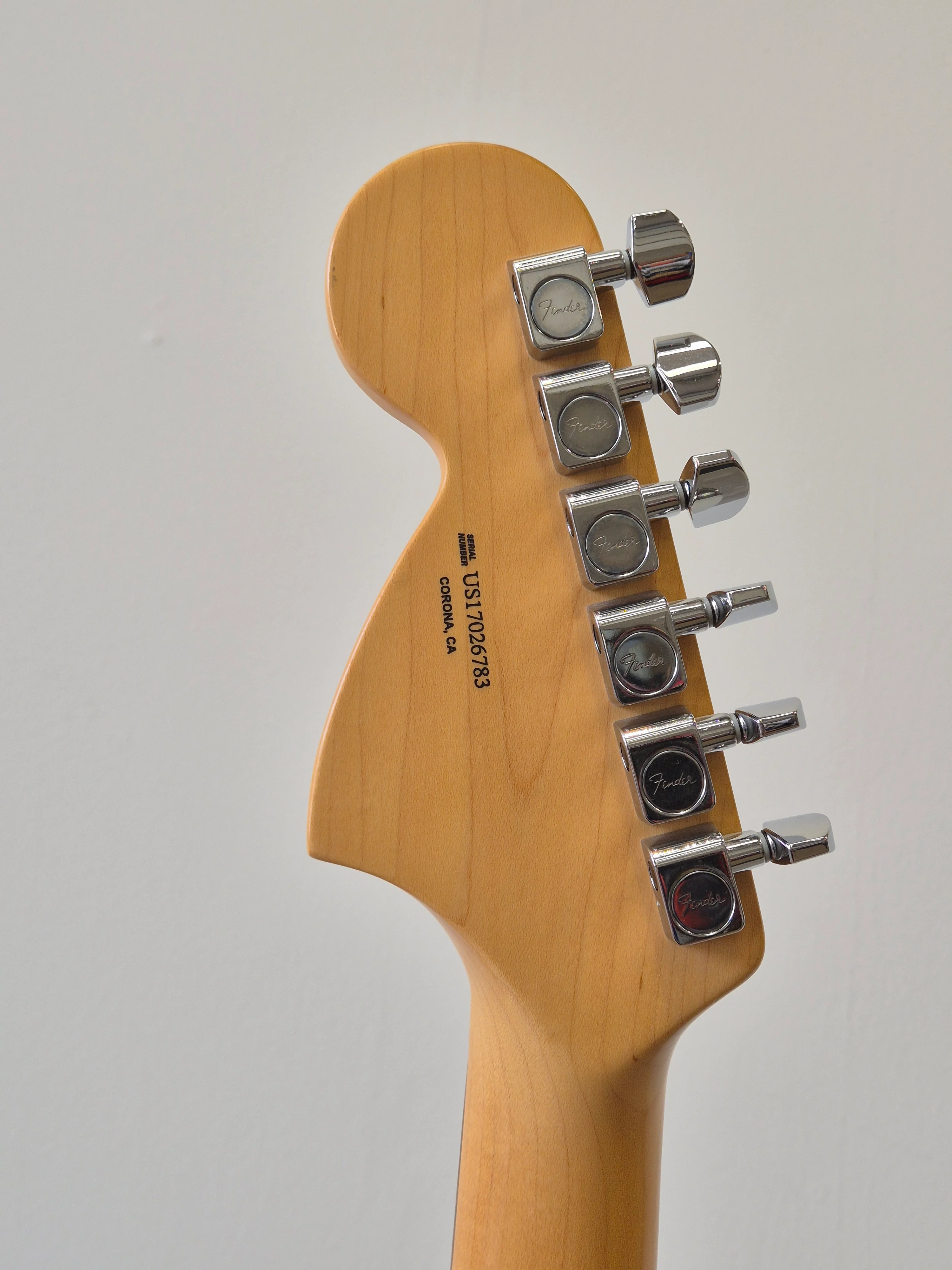 Fender American Special Stratocaster 2017 Electric guitar - Olympic White w/ Hard Case - Excellent - Image 9