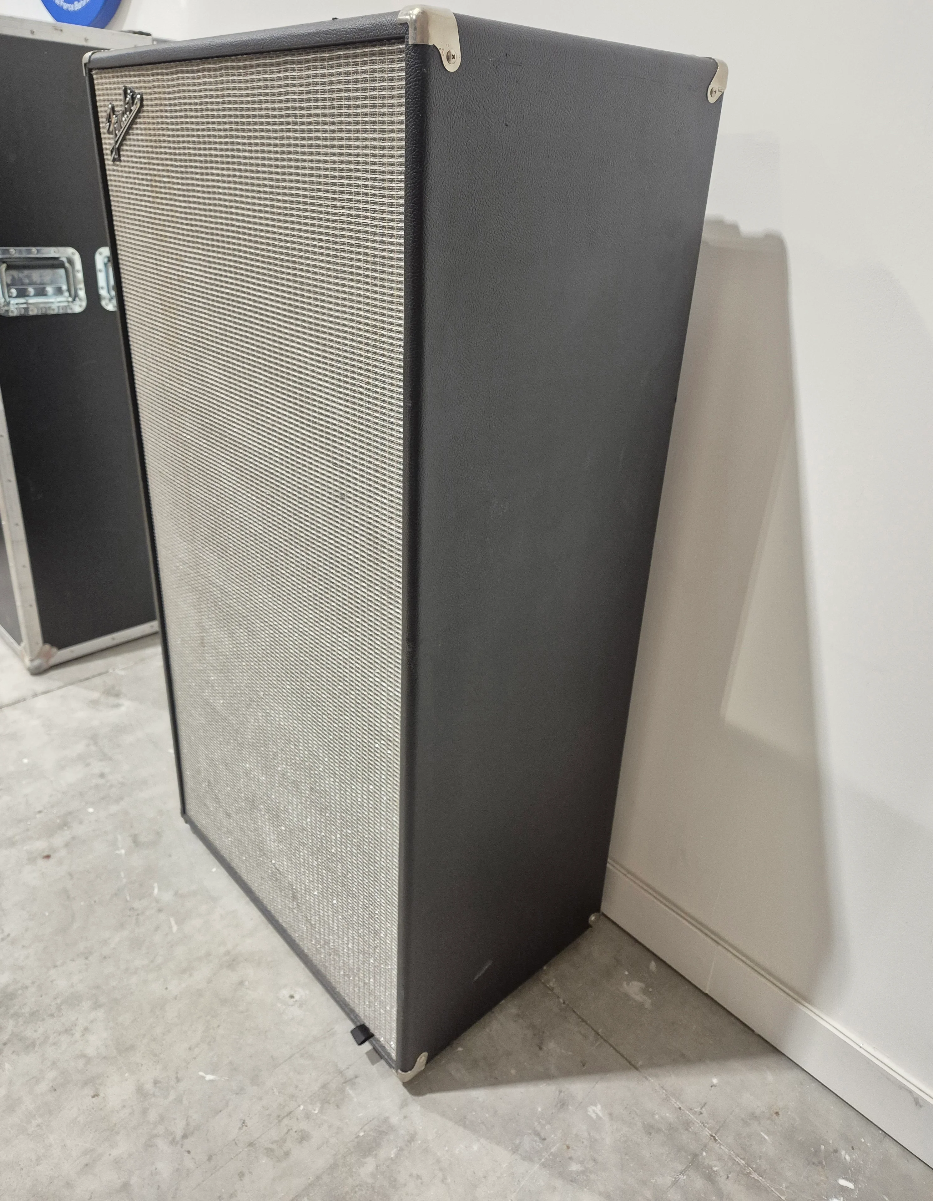 Fender Bassman 810 Neo Bass Amplifier Cabinet - 8x10" Neo Speakers, 2000 Watts - Excellent w/ Flight Case - Image 3