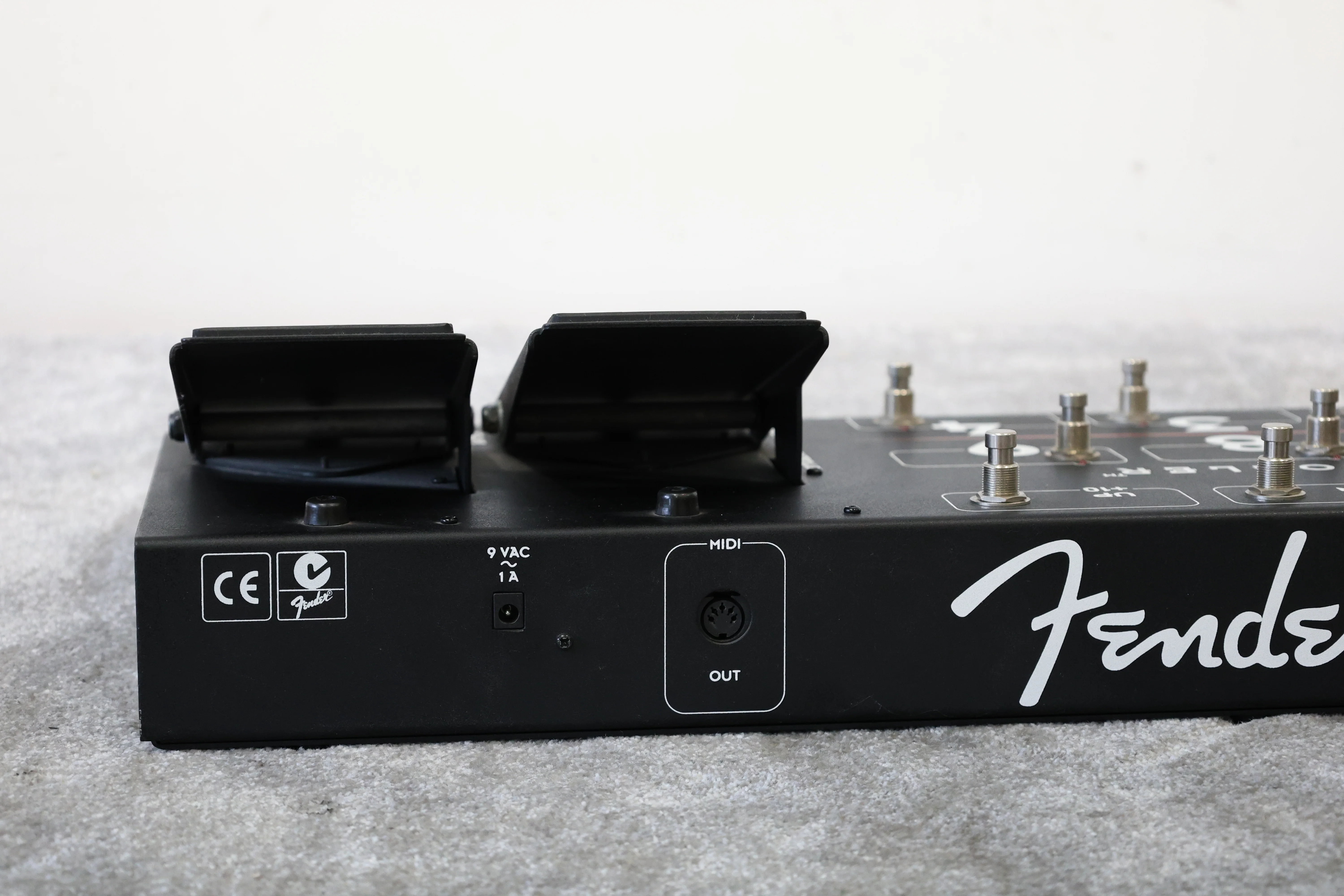 Fender Cyber Foot Controller - PR 521 - Very Good w/  Instructions & Wiring Diagram - Image 8