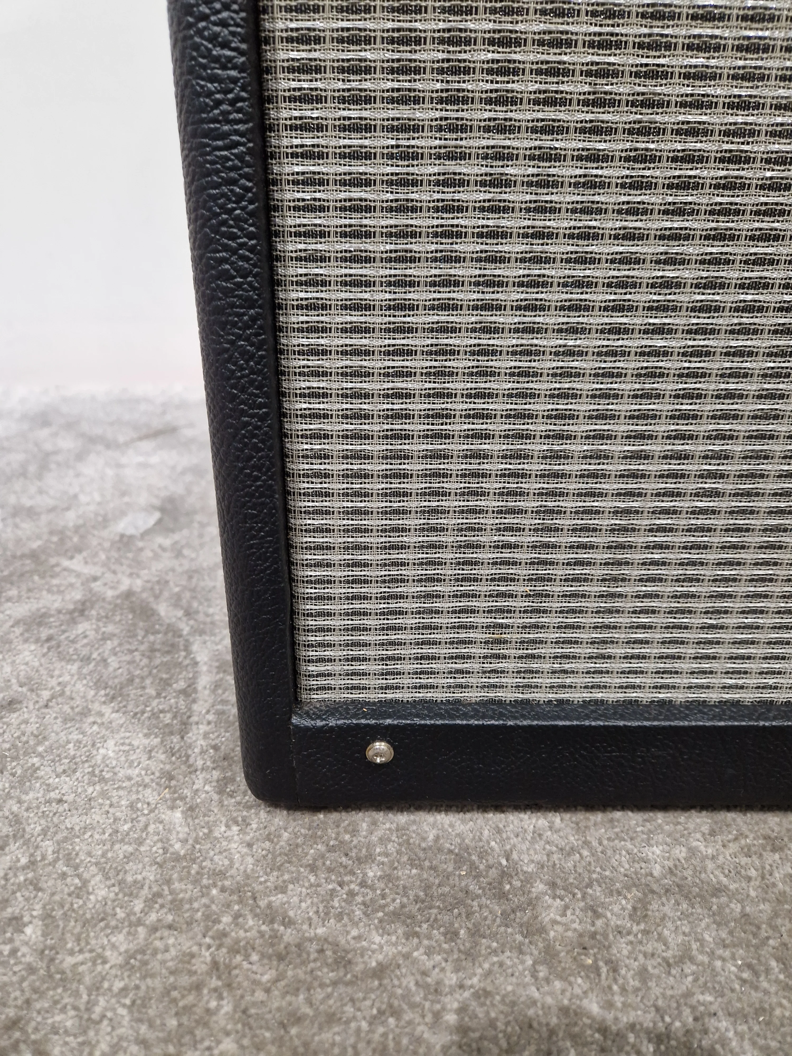Fender DeVille 212 - Guitar Amplifier - 2x12" - Excellent w/ Cables - Image 13
