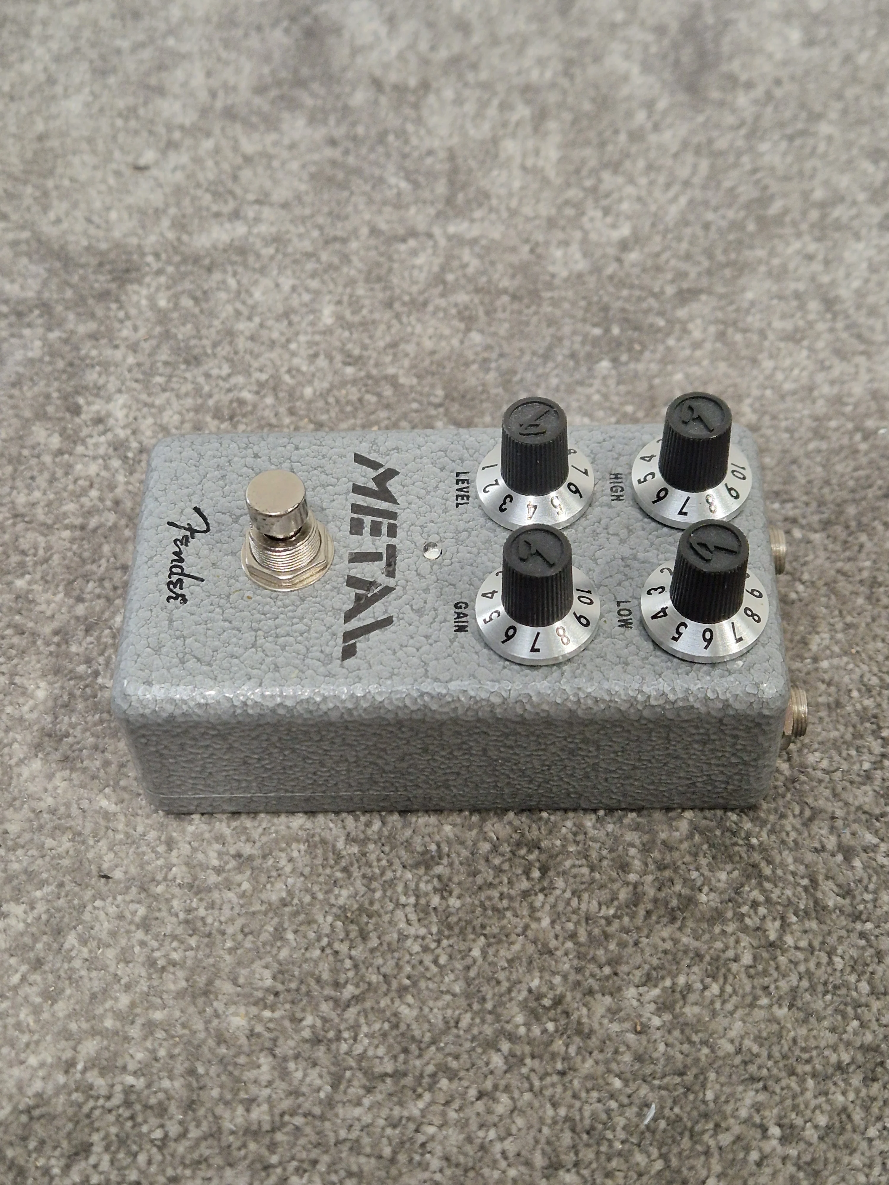 Fender Hammertone Metal Pedal Effects Pedal - High Gain Distortion, Durable Design - Excellent - Image 5