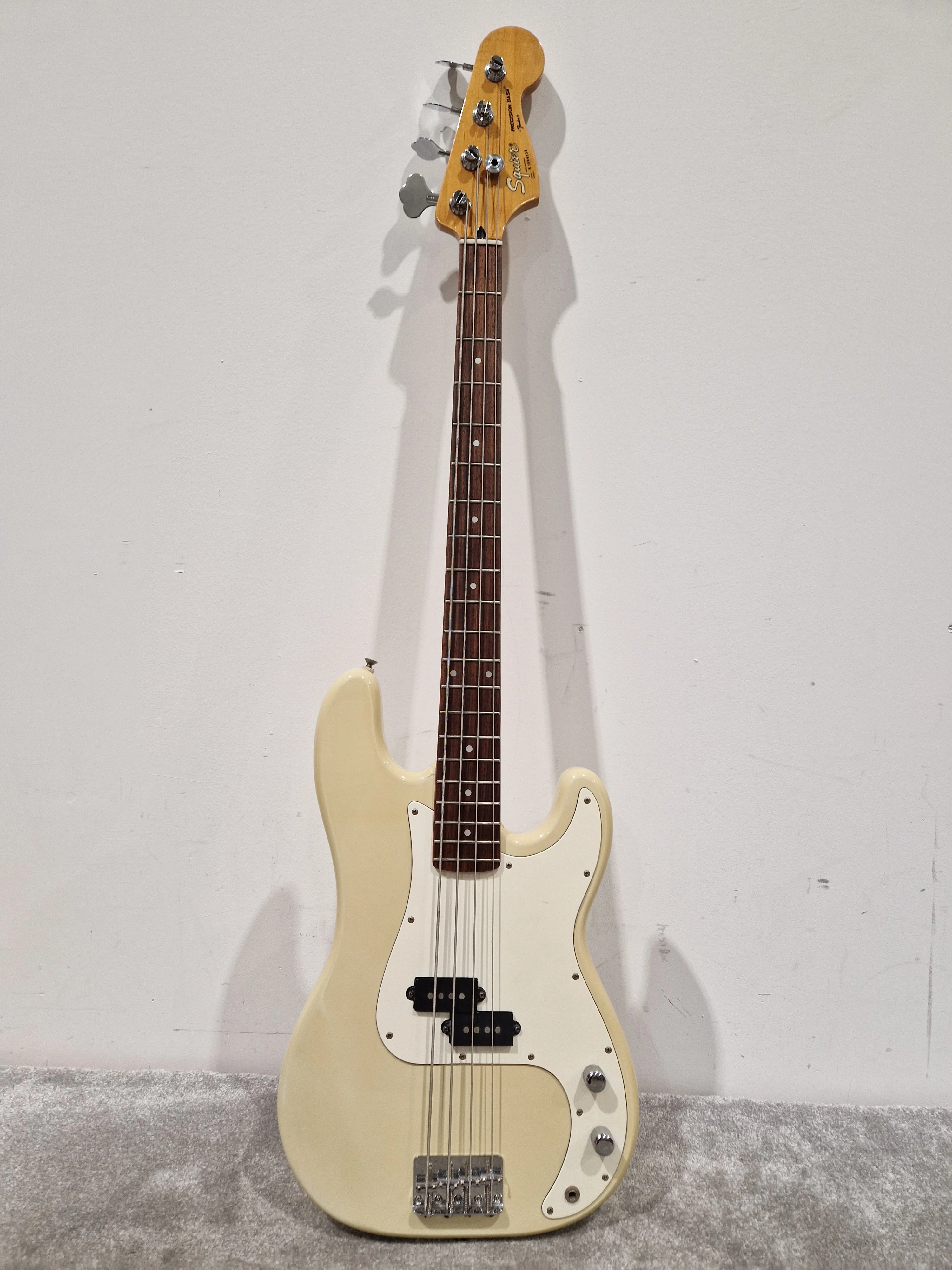 Squier Precision Bass by Fender. Serial S1064338. Made in Korea - Excellent w/ Full Setup - Image 2