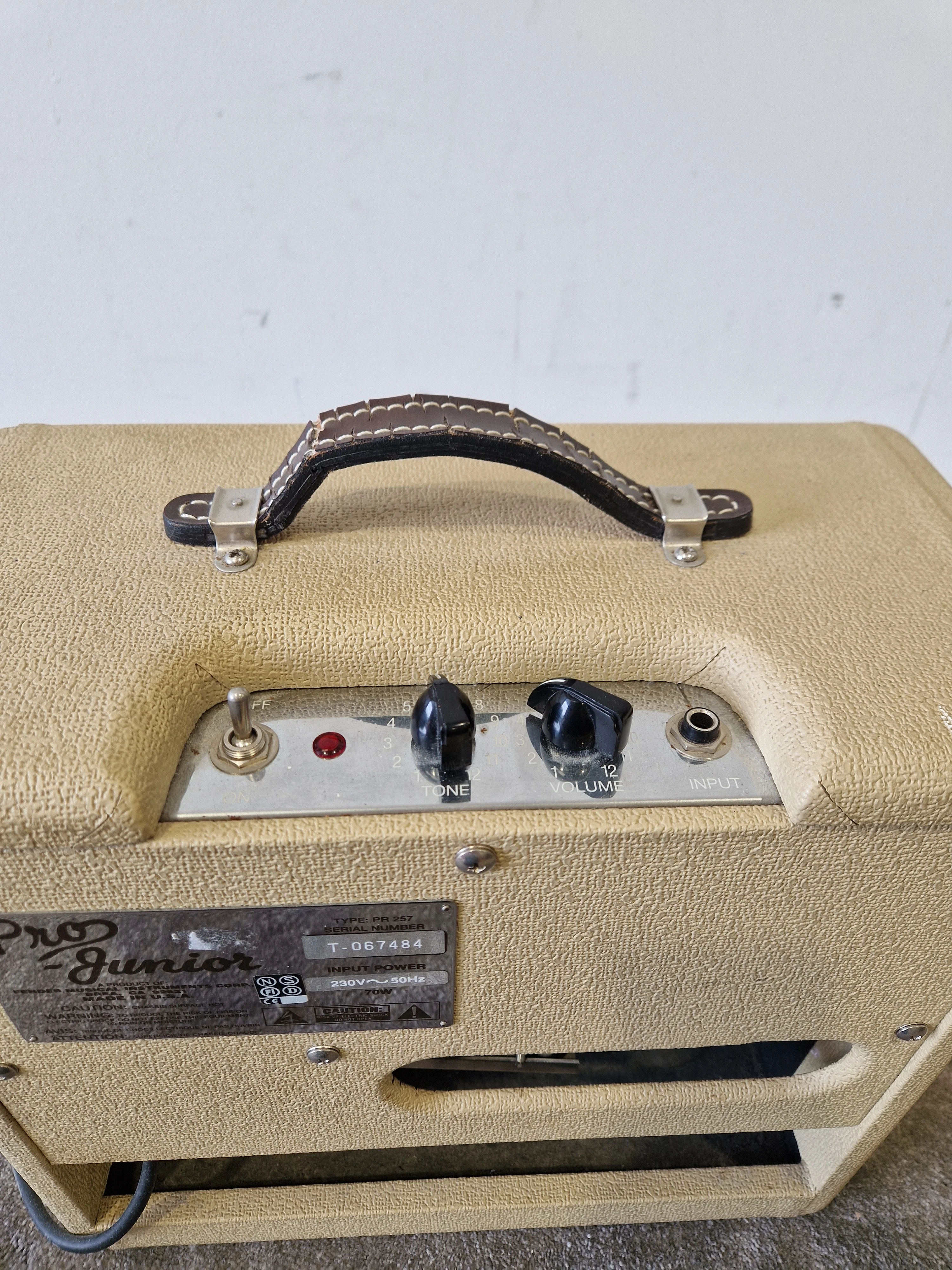 Fender Pro Junior Blonde Amplifier - 15 Watts, Single 10" Speaker - Excellent w/ Power Supply - Image 6