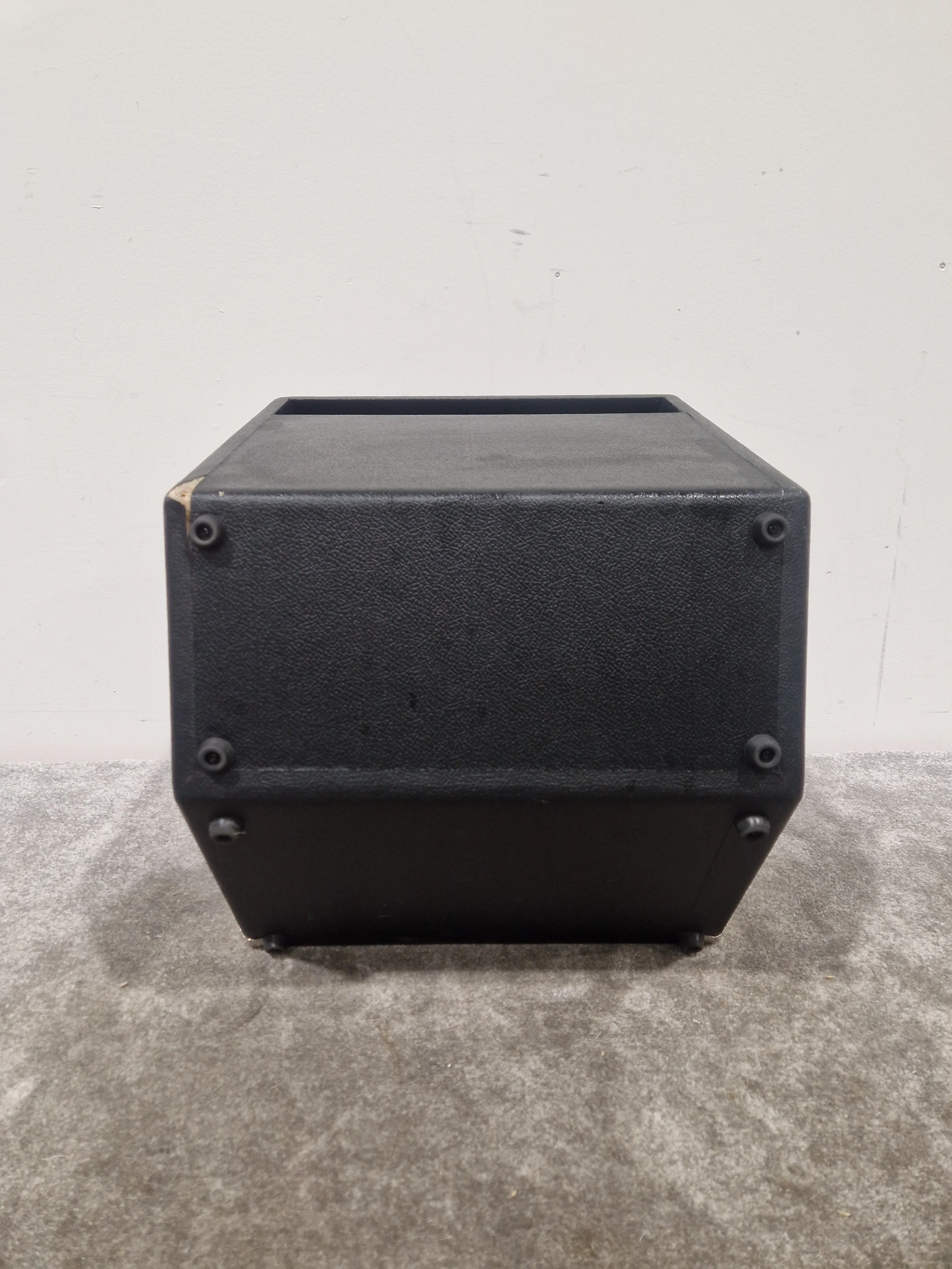 Fender Rumble 30 - Bass Amplifier - Excellent w/ Power Cable - Image 19