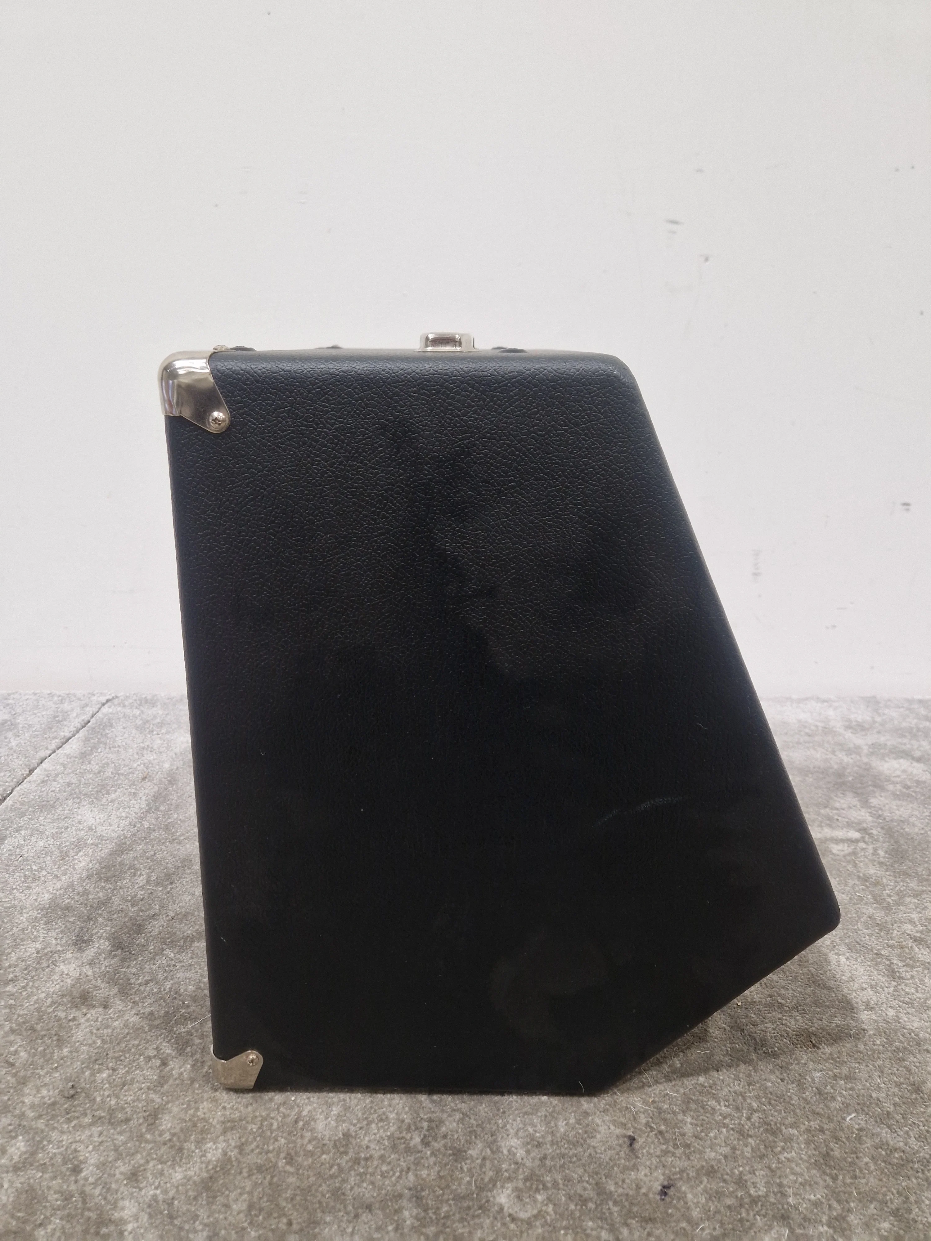 Fender Rumble 30 - Bass Amplifier - Excellent w/ Power Cable - Image 20