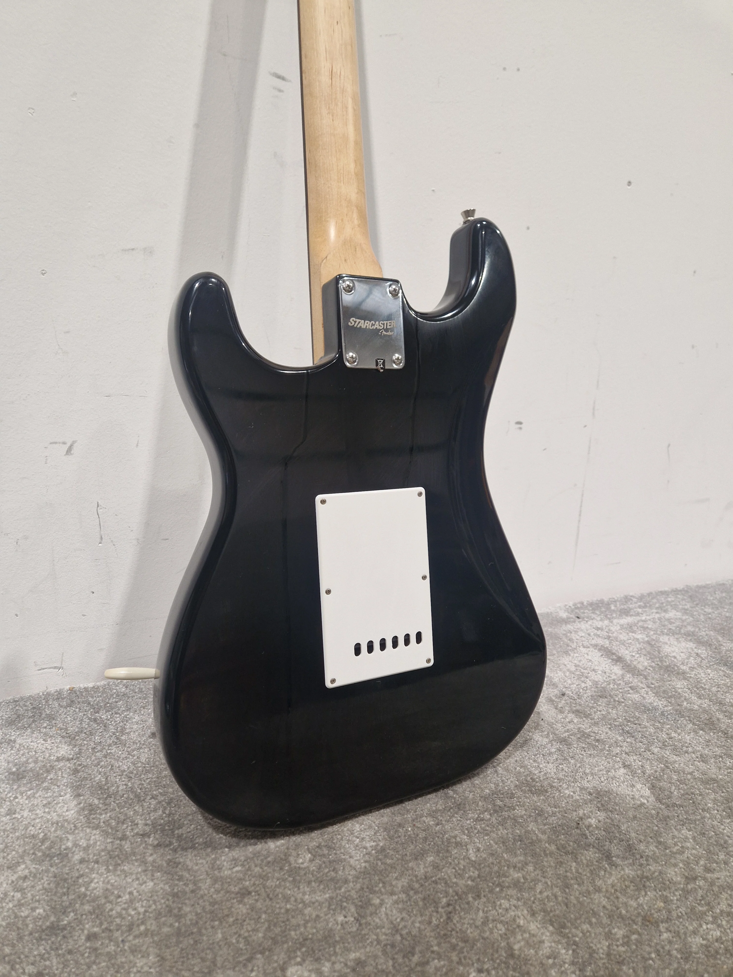 Fender Star-Caster Strat Black Made IN China - Solid Body Electric Guitar - Excellent w/ Soft Case & Whammy Bar - Image 12