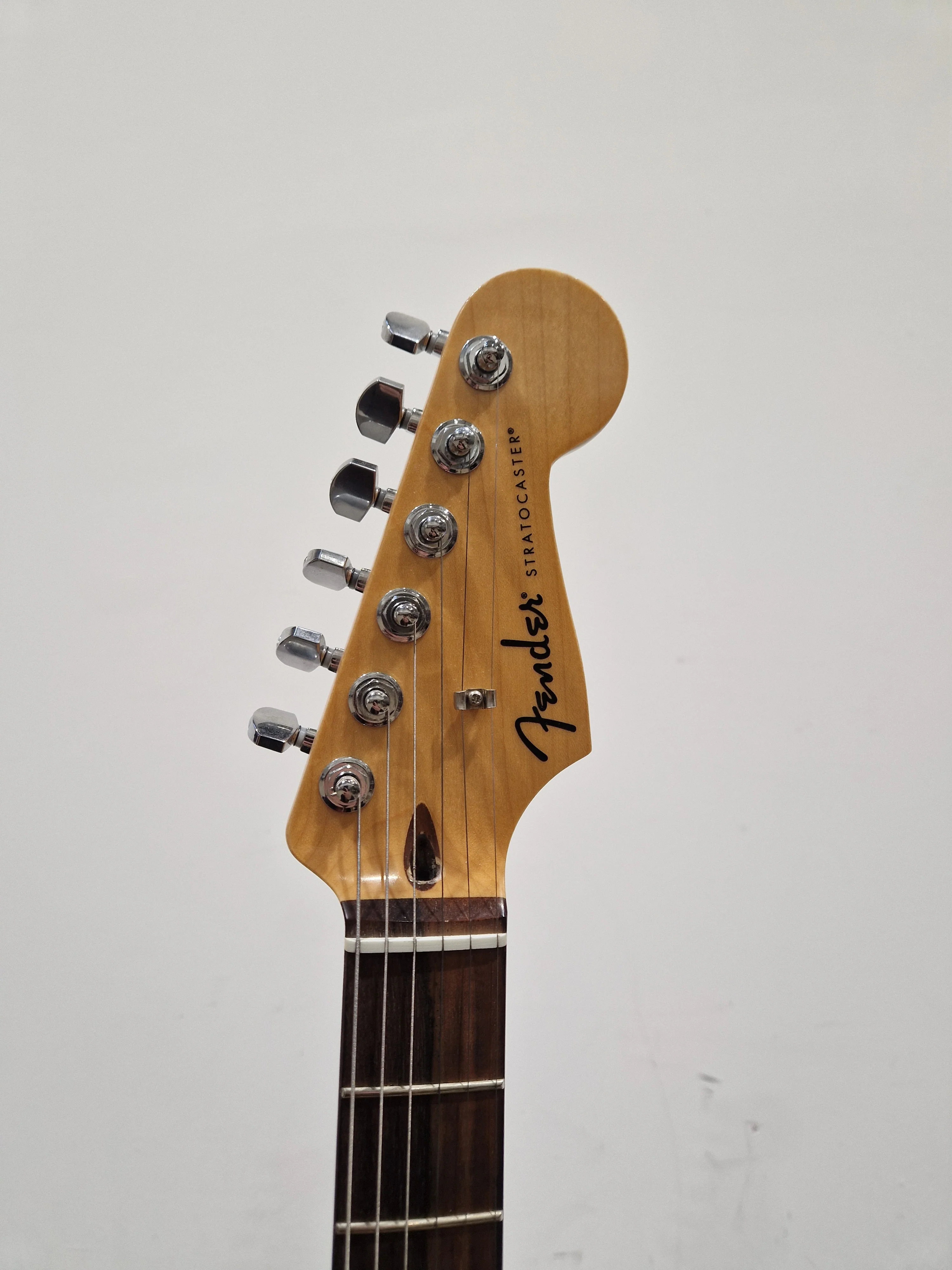 Fender Standard Stratocaster LRL WPG-3TS – 3-Tone Sunburst – Crafted in Indonesia (2023) – Excellent w/ Strap - Image 2