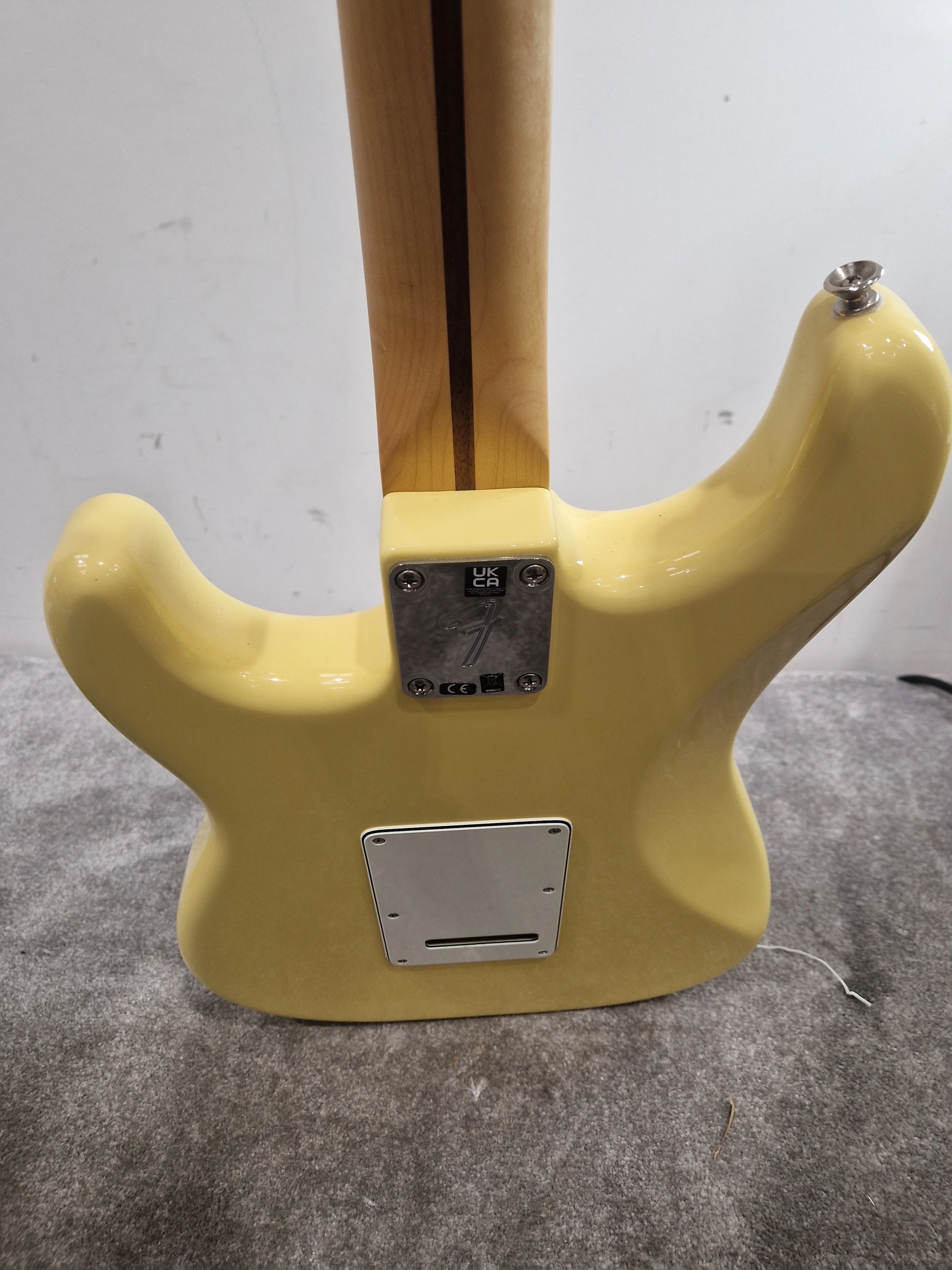 Fender Stratocaster Series Player 2 - Versatile Tone Electric Guitar - Excellent w/ Original Box & Soft Case - Image 9