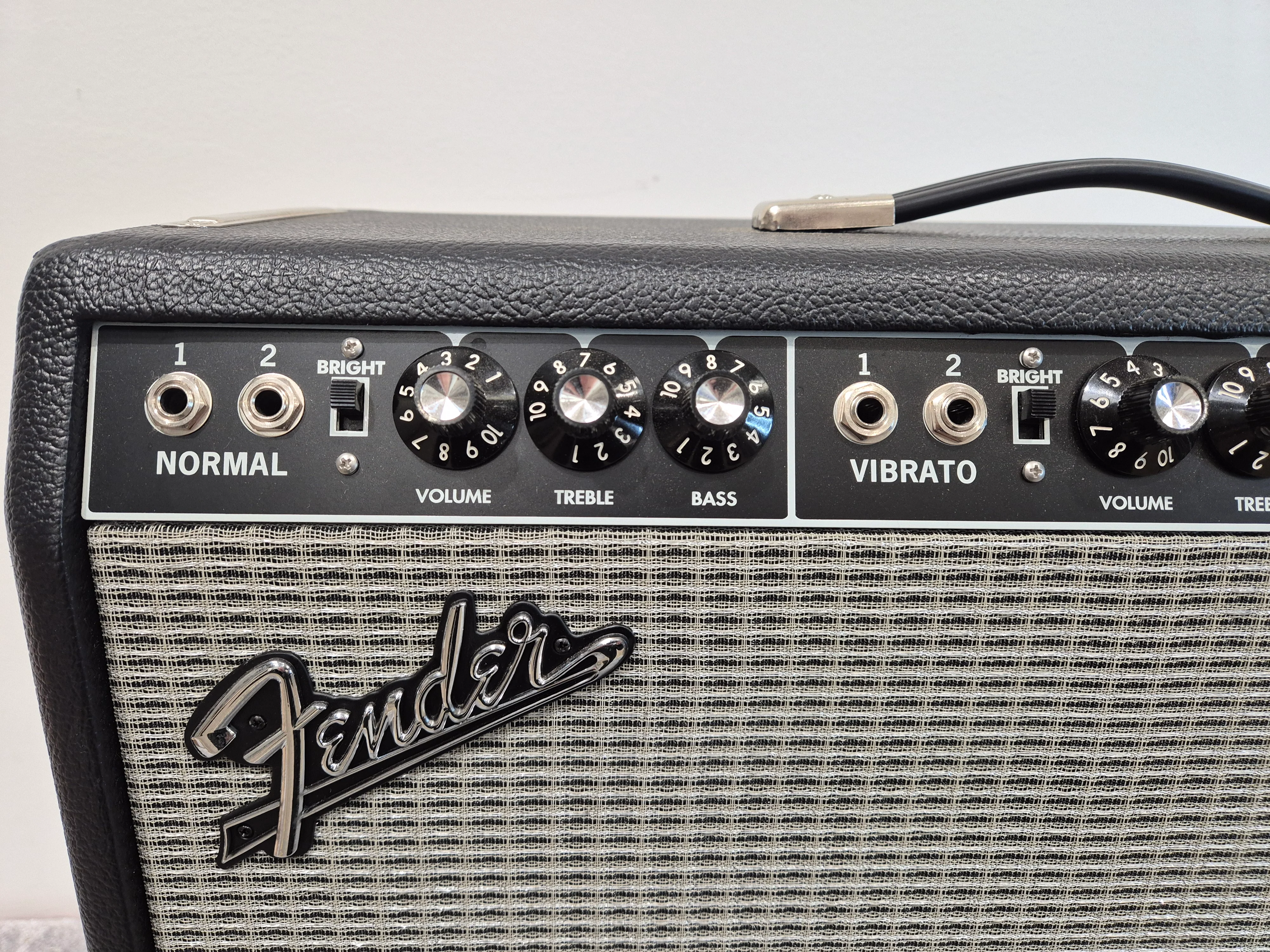 Fender Tone Master Super Reverb Amp - 45-watts Guitar Amplifier - Mint - Image 2