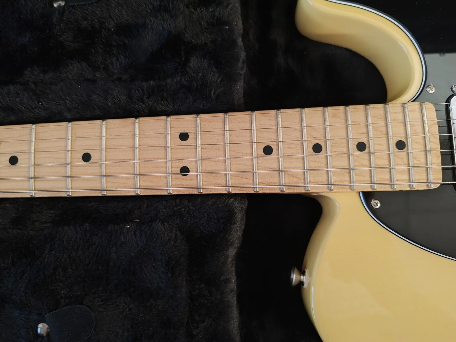 Fender American Telecaster 2017 US17027261 Butterscotch Blonde With Official Hard Case and Strap - Image 7