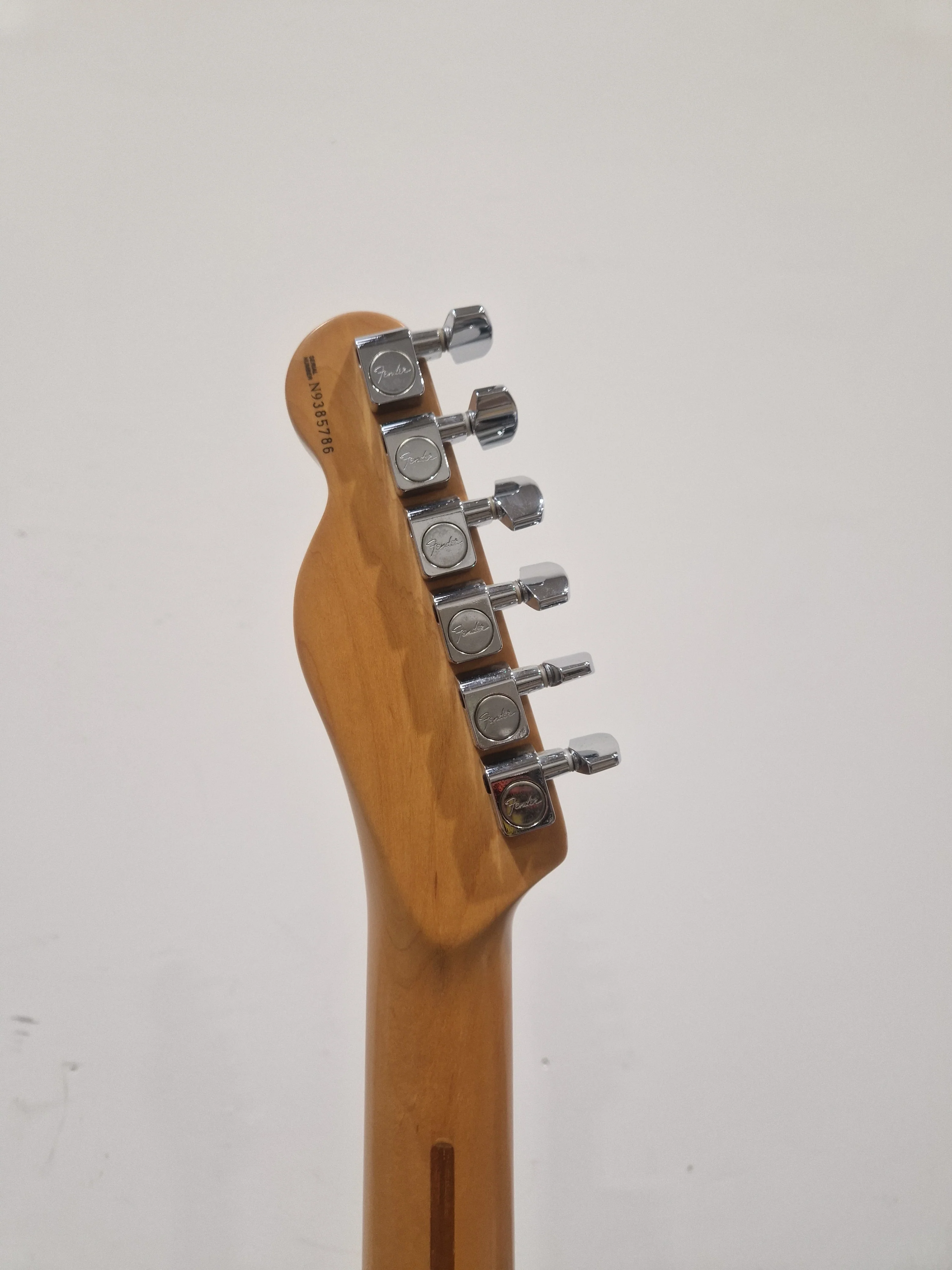 Fender Telecaster American 1999 Natural Finish S/N N9385786 - Solid Body Electric - Excellent w/ Hard Case - Image 3