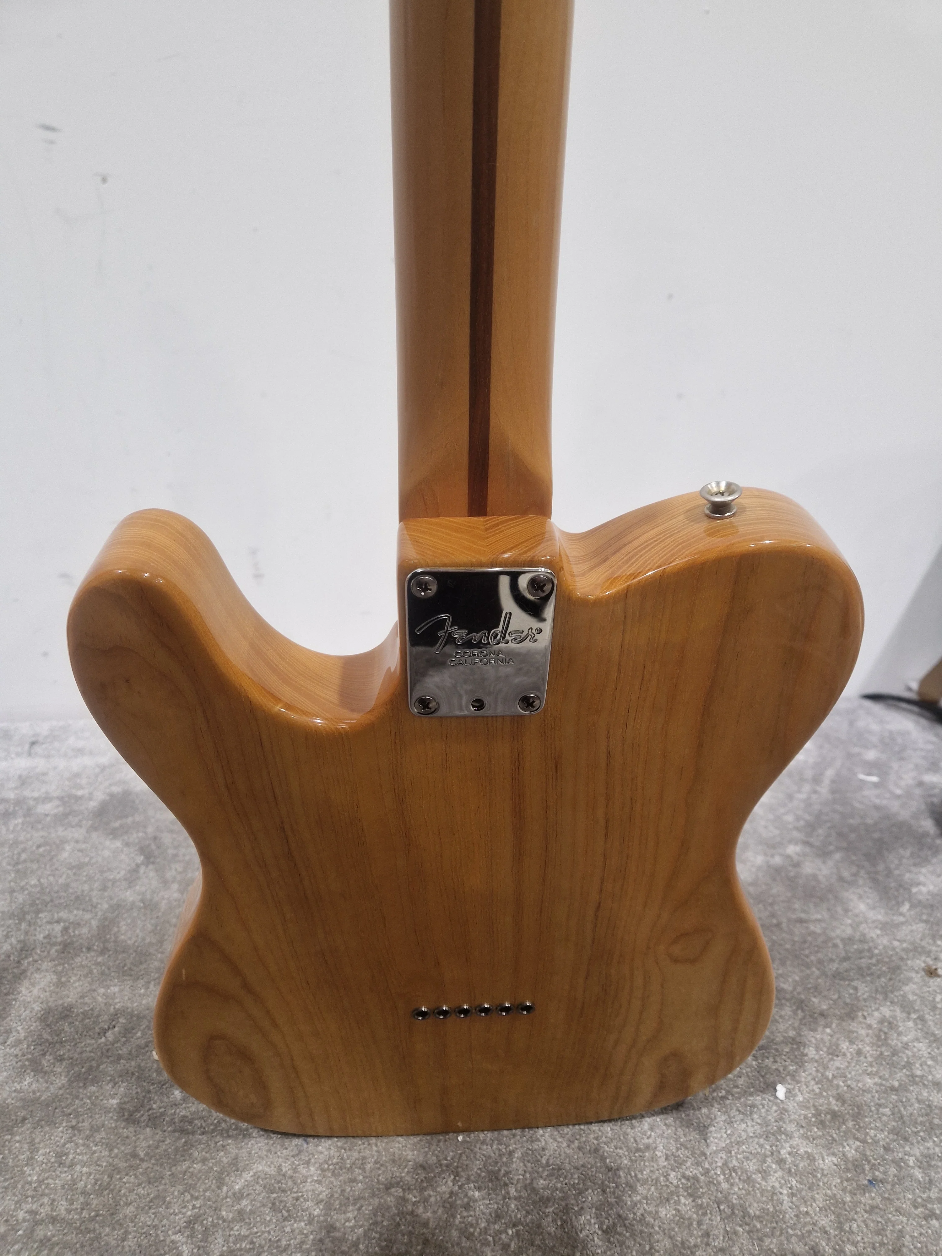 Fender Telecaster American 1999 Natural Finish S/N N9385786 - Solid Body Electric - Excellent w/ Hard Case - Image 6