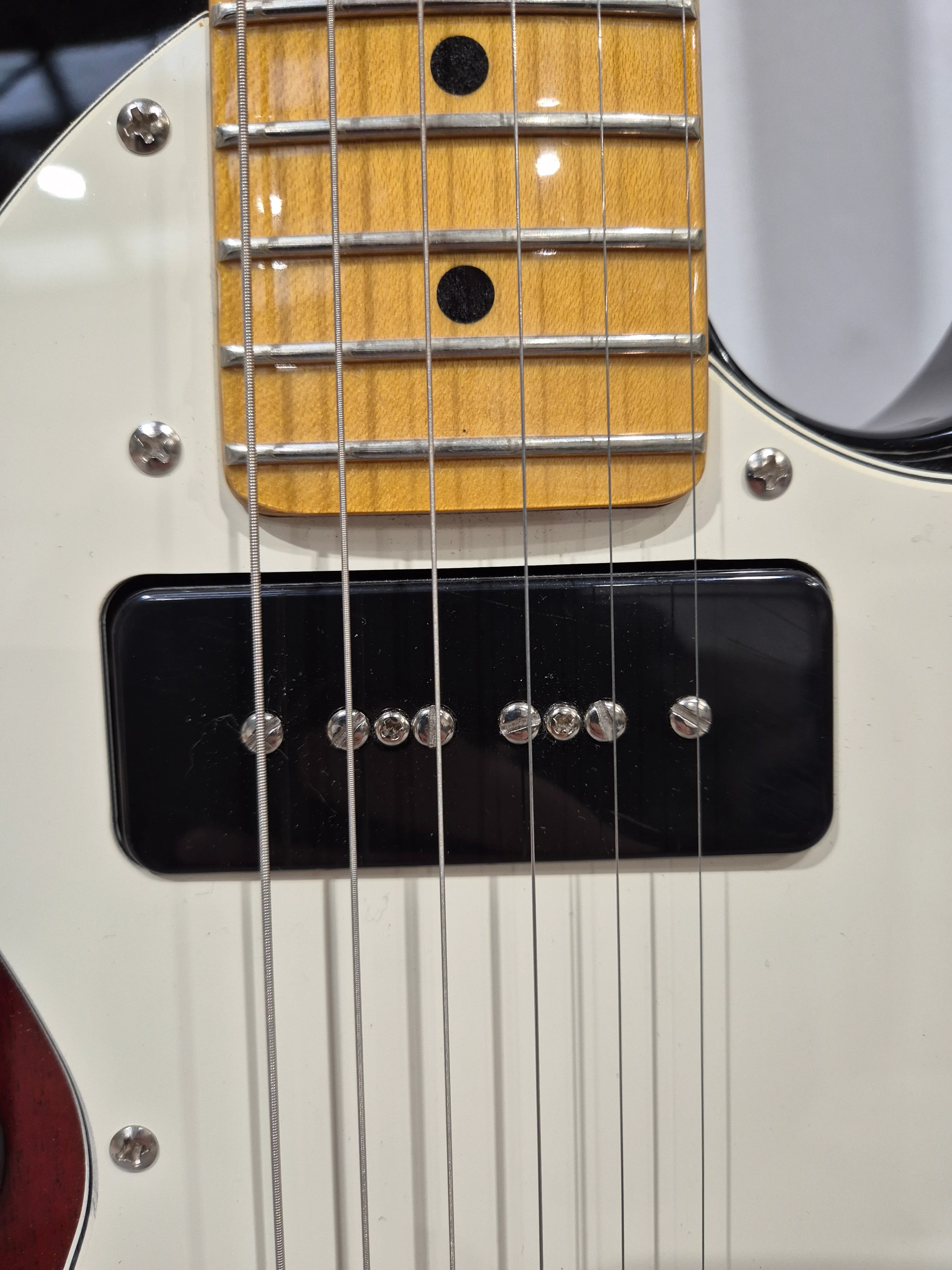 Fender Modern Player Telecaster® Thinline Deluxe, Maple Fingerboard, 3-Color Sunburst - Sunburst w/ Original Box - RRP £649 - Image 5