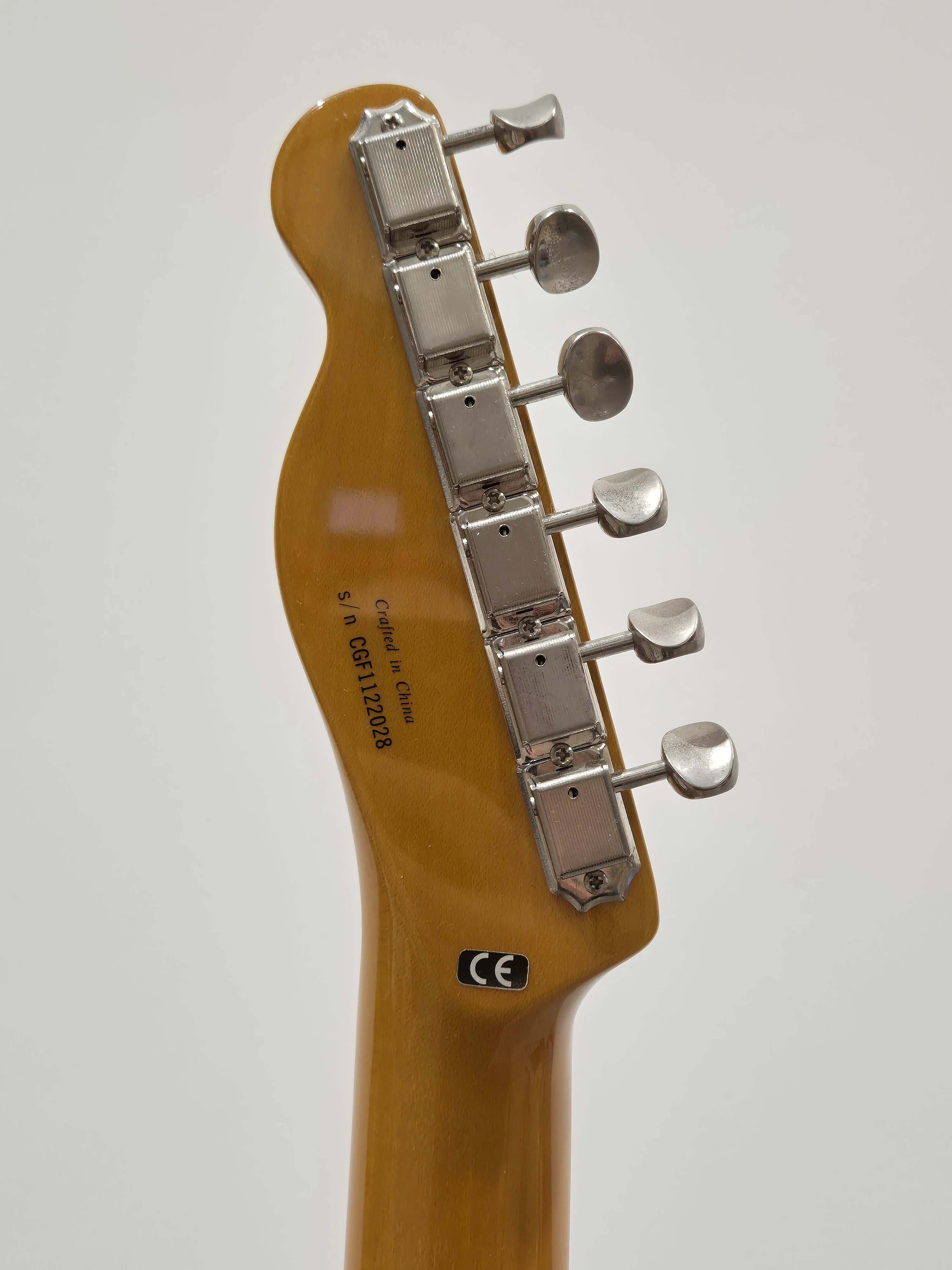 Fender Modern Player Telecaster® Thinline Deluxe, Maple Fingerboard, 3-Color Sunburst - Sunburst w/ Original Box - RRP £649 - Image 8